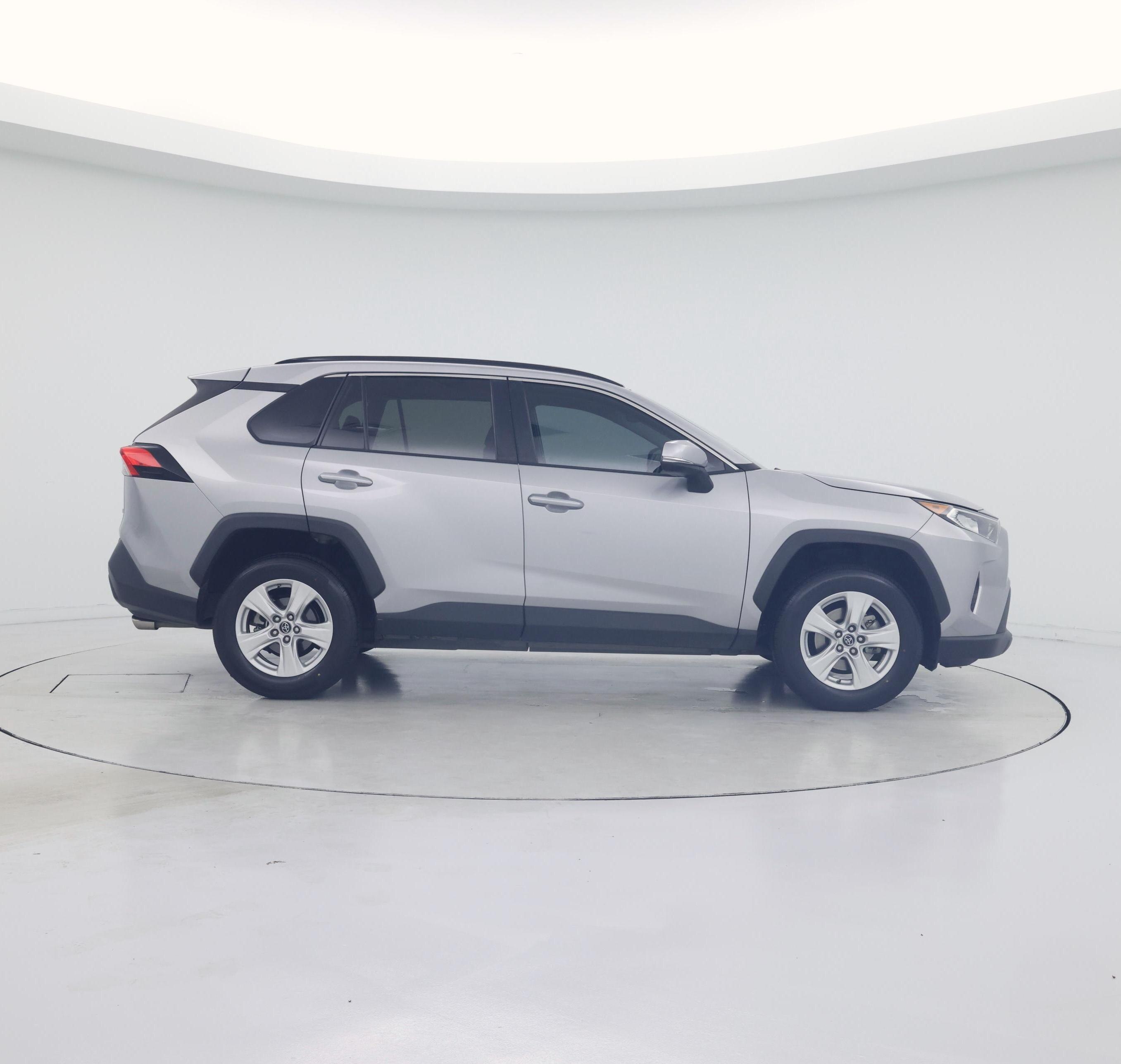 Thumbnail: 2019 Toyota RAV4 - 7