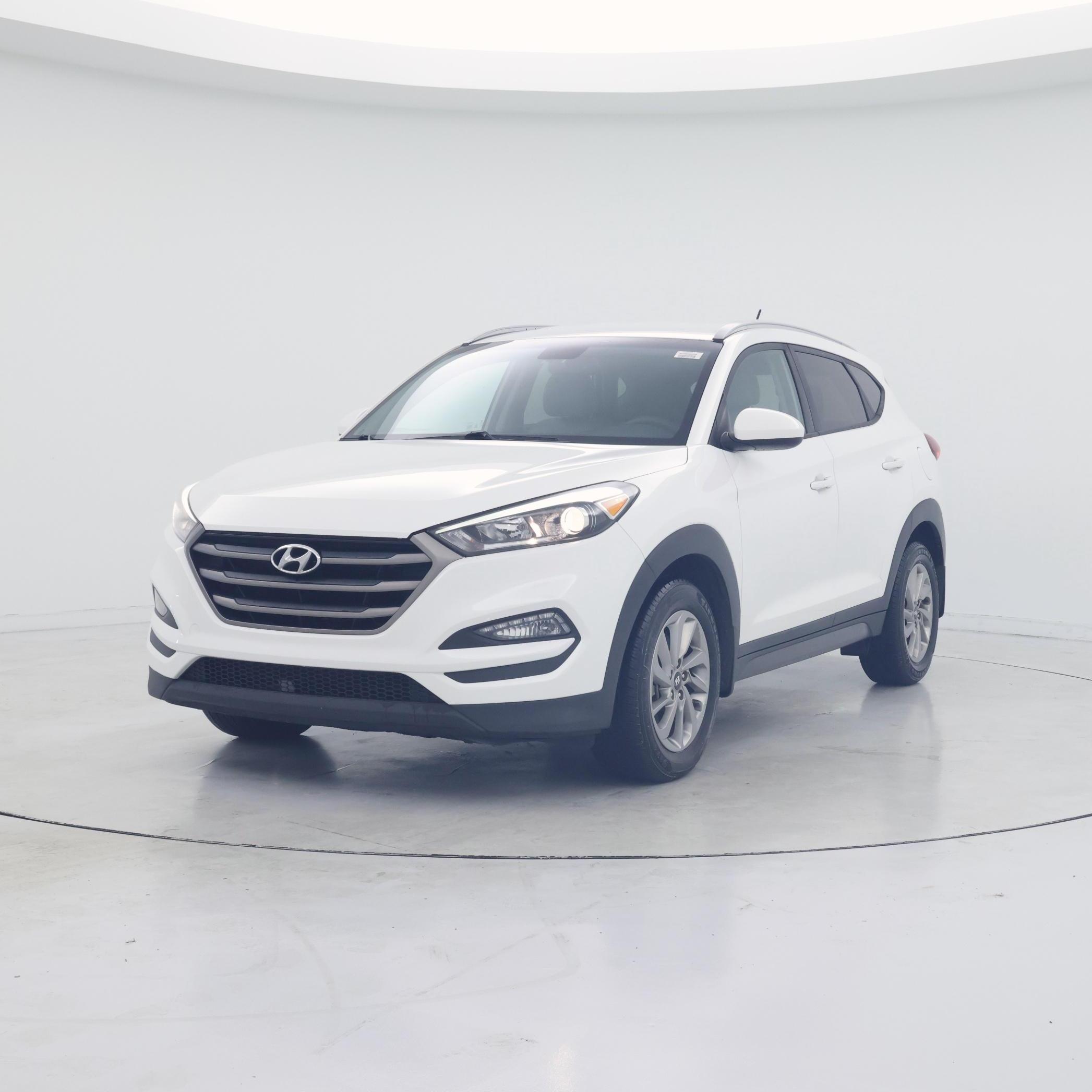 Thumbnail: 2016 Hyundai Tucson - 4