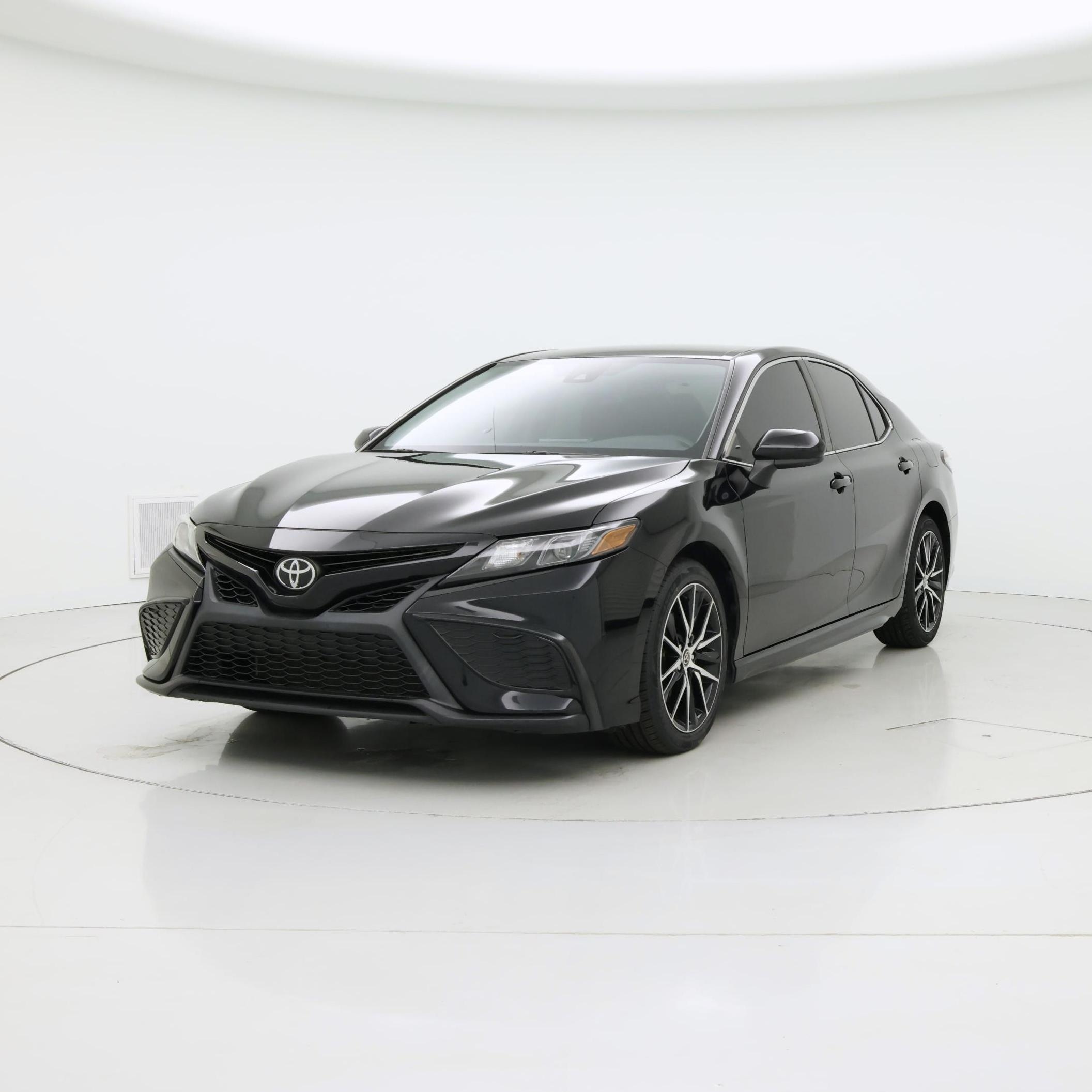 Thumbnail: 2021 Toyota Camry - 4