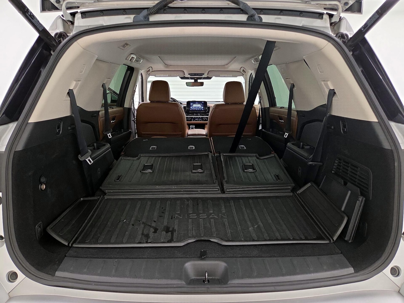 2023 Nissan Pathfinder Platinum - Photo 25