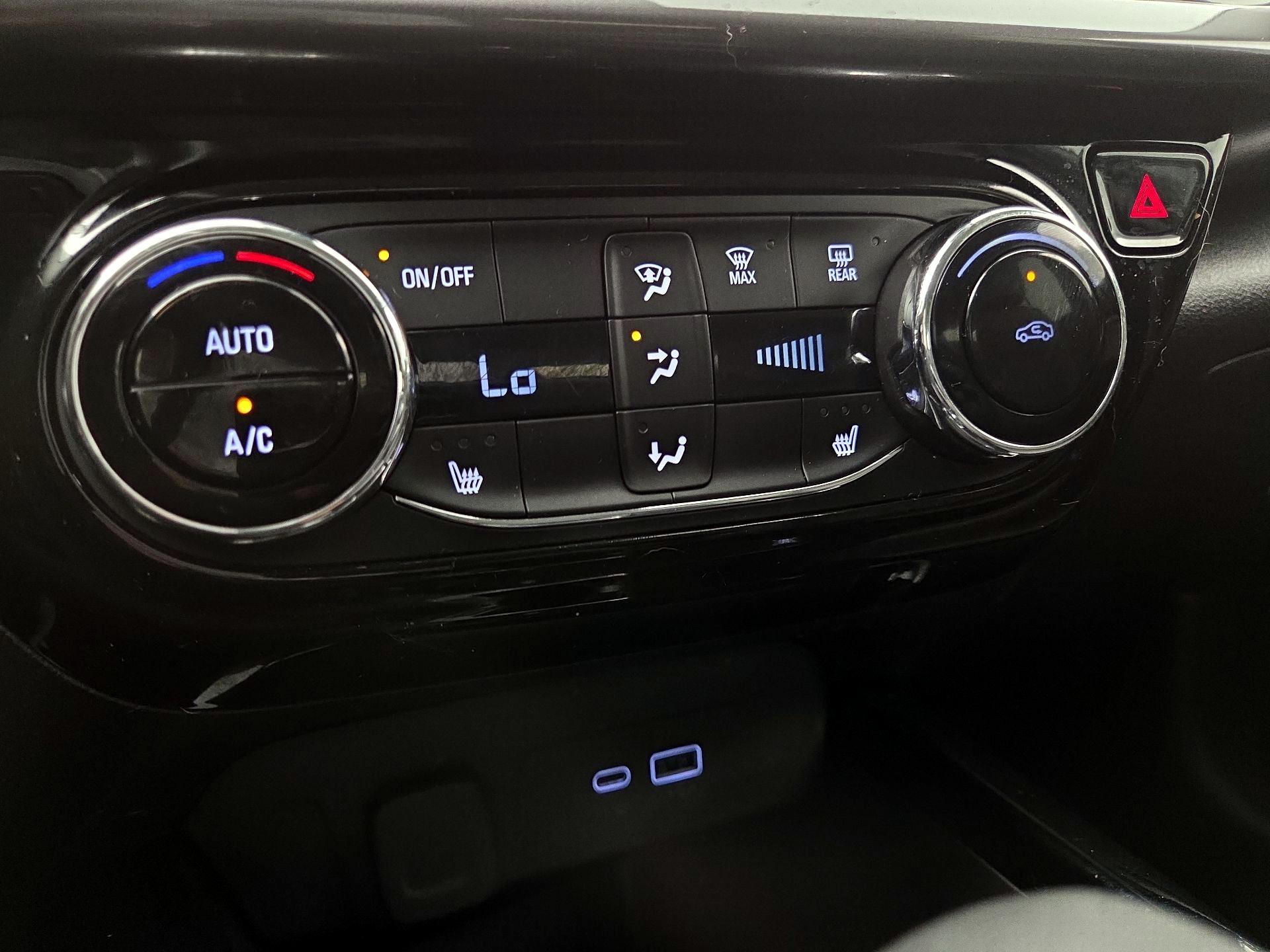 Thumbnail: 2025 Chevrolet Trax - 16