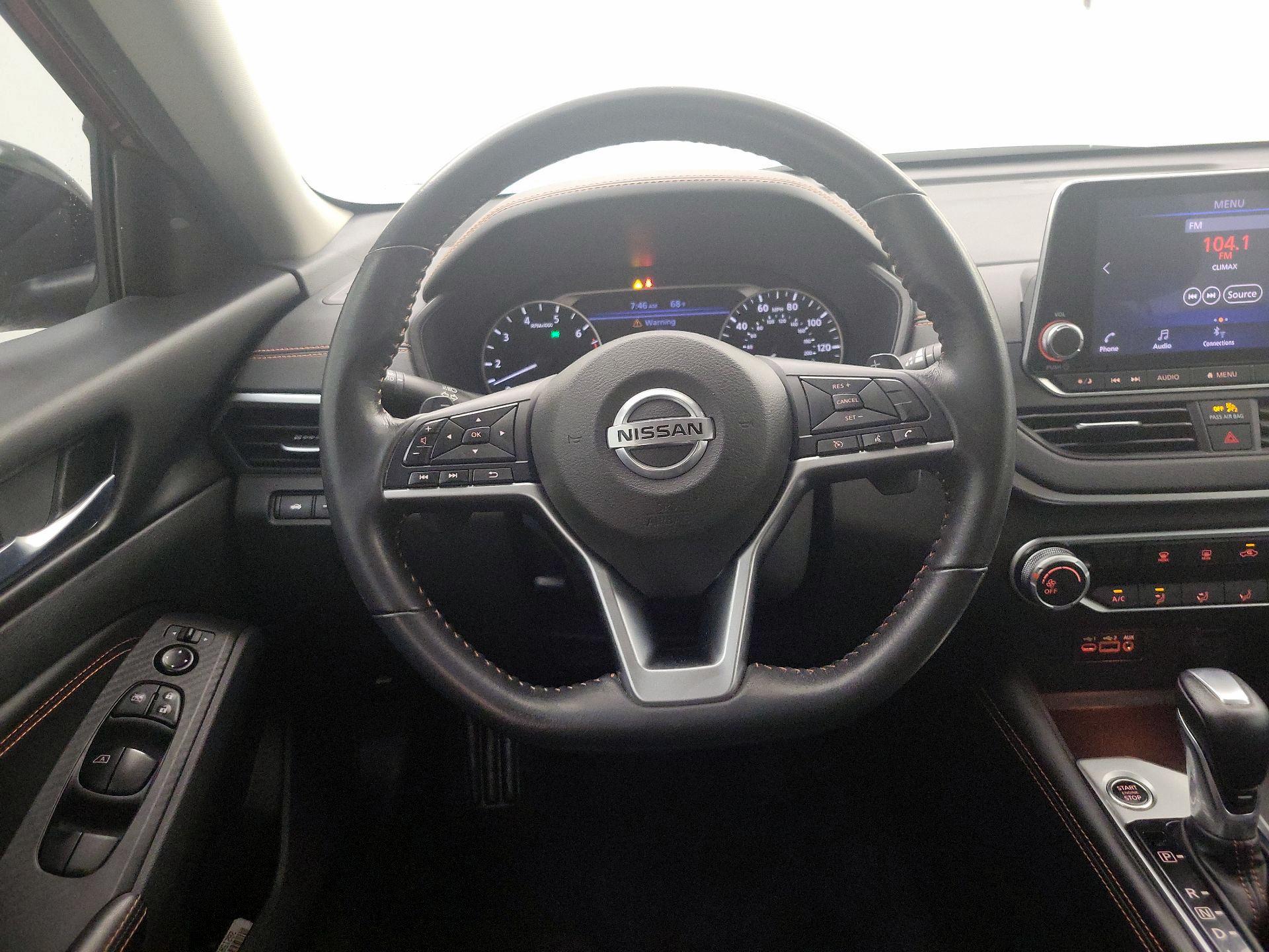 Thumbnail: 2022 Nissan Altima - 10