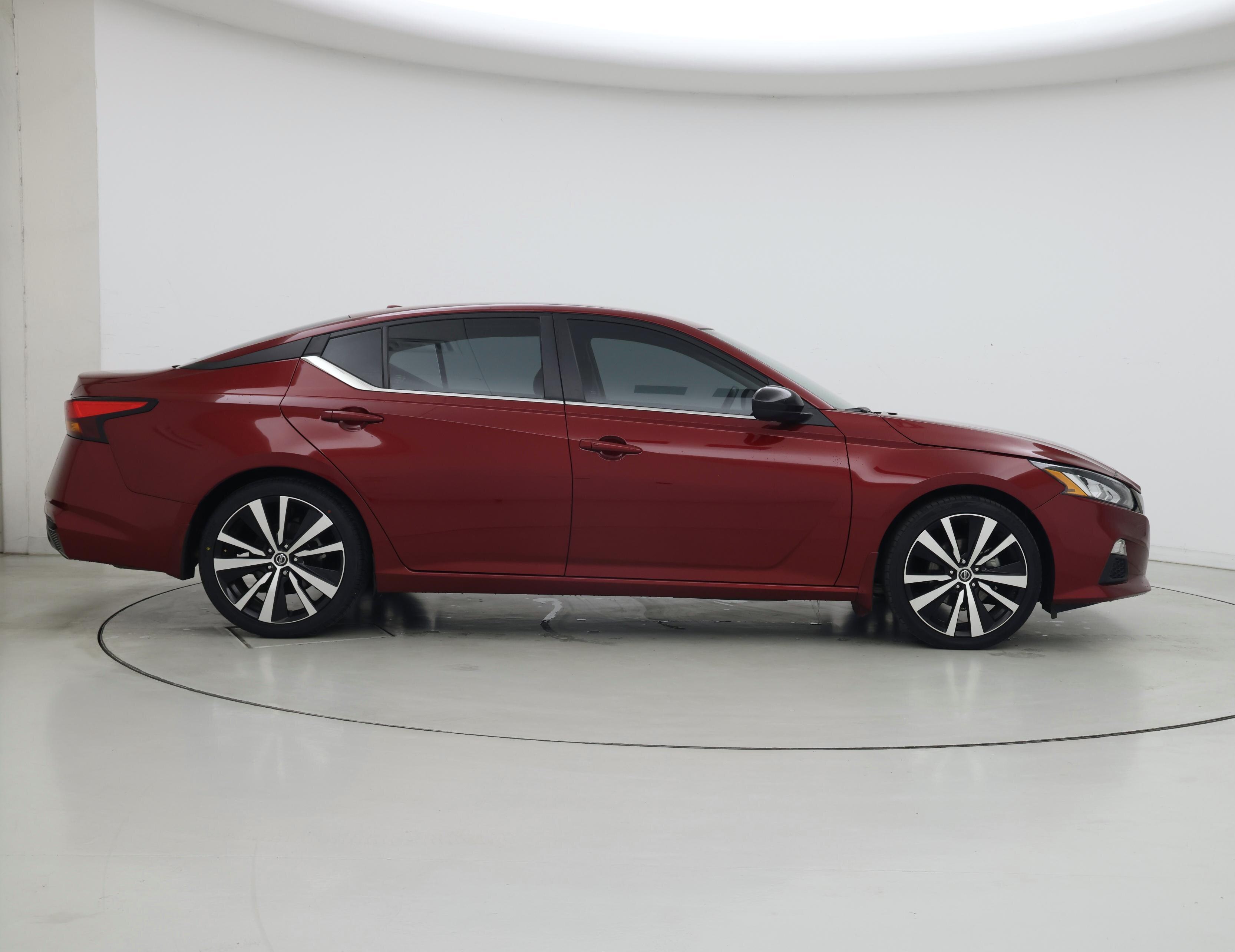 Thumbnail: 2022 Nissan Altima - 7