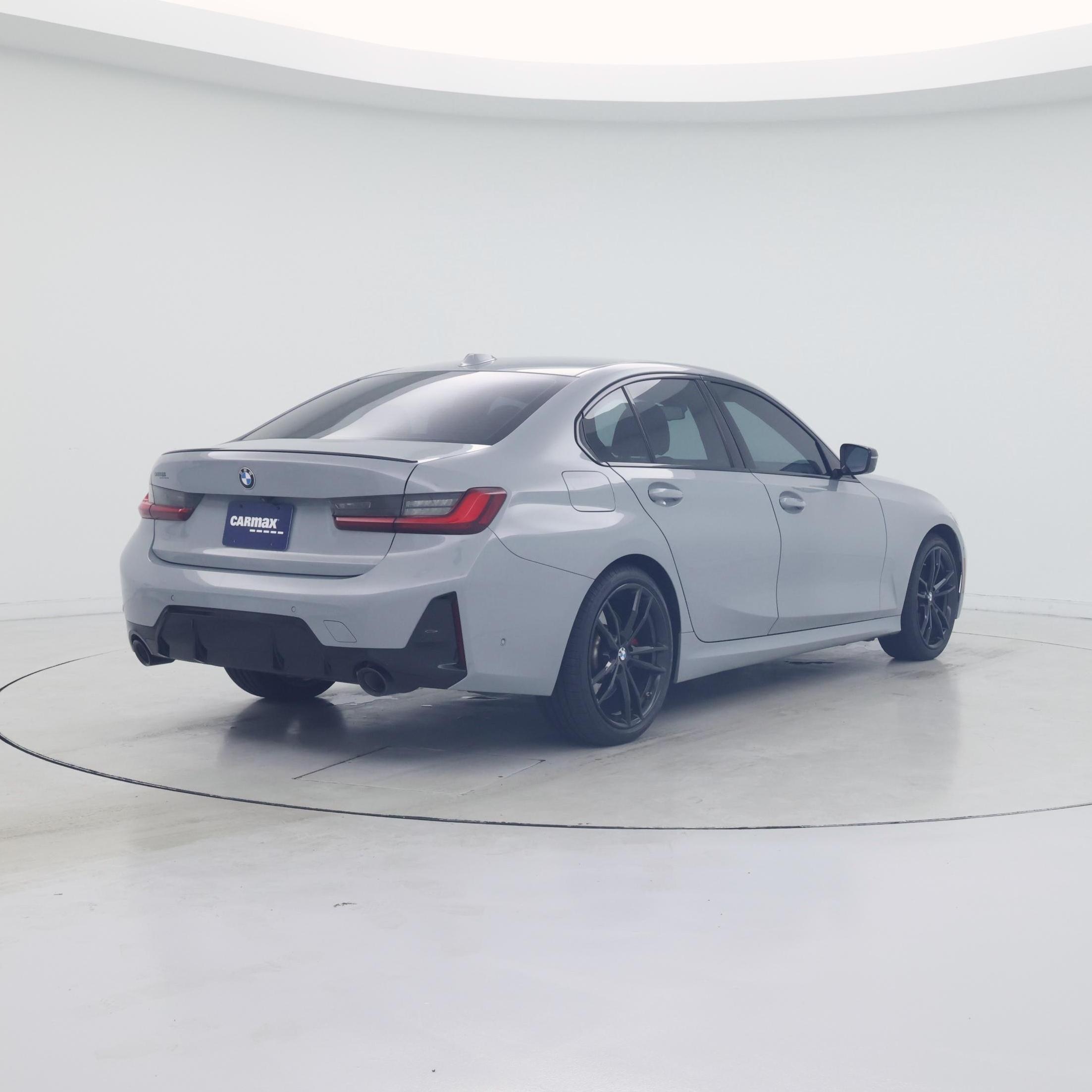 Thumbnail: 2024 BMW 3 Series - 8