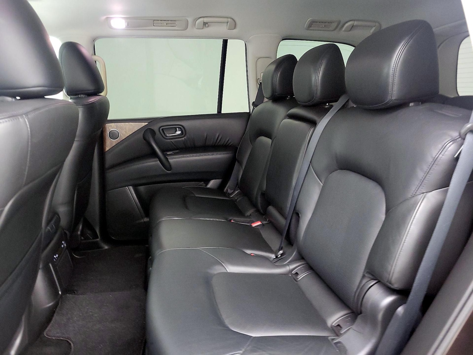2022 Nissan Armada SL - Photo 22