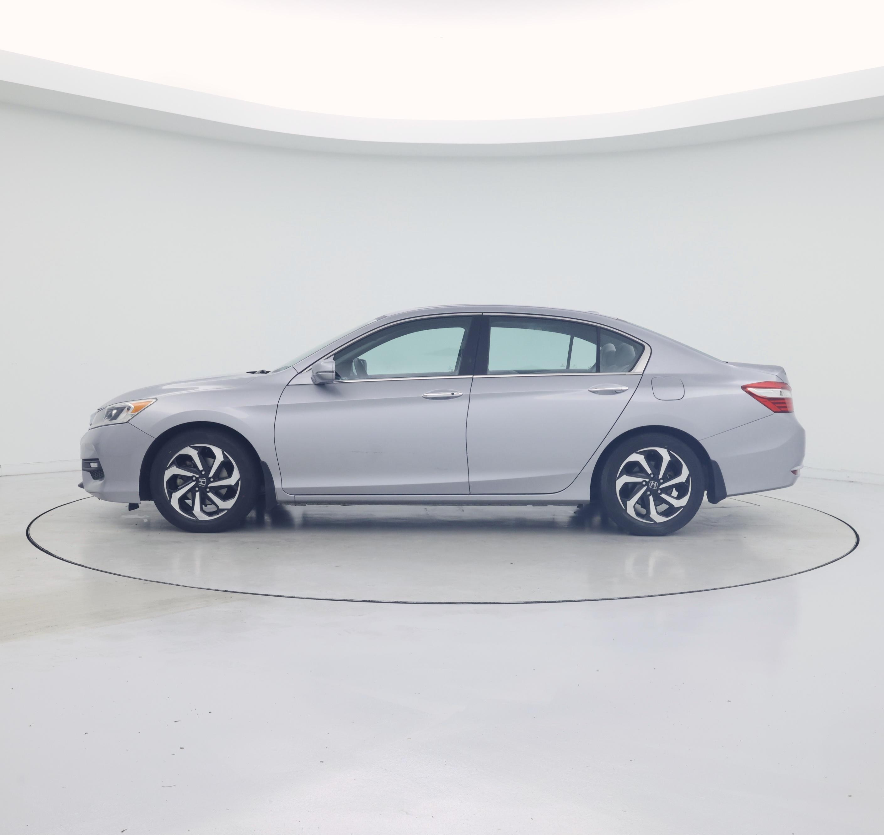 Thumbnail: 2016 Honda Accord - 3