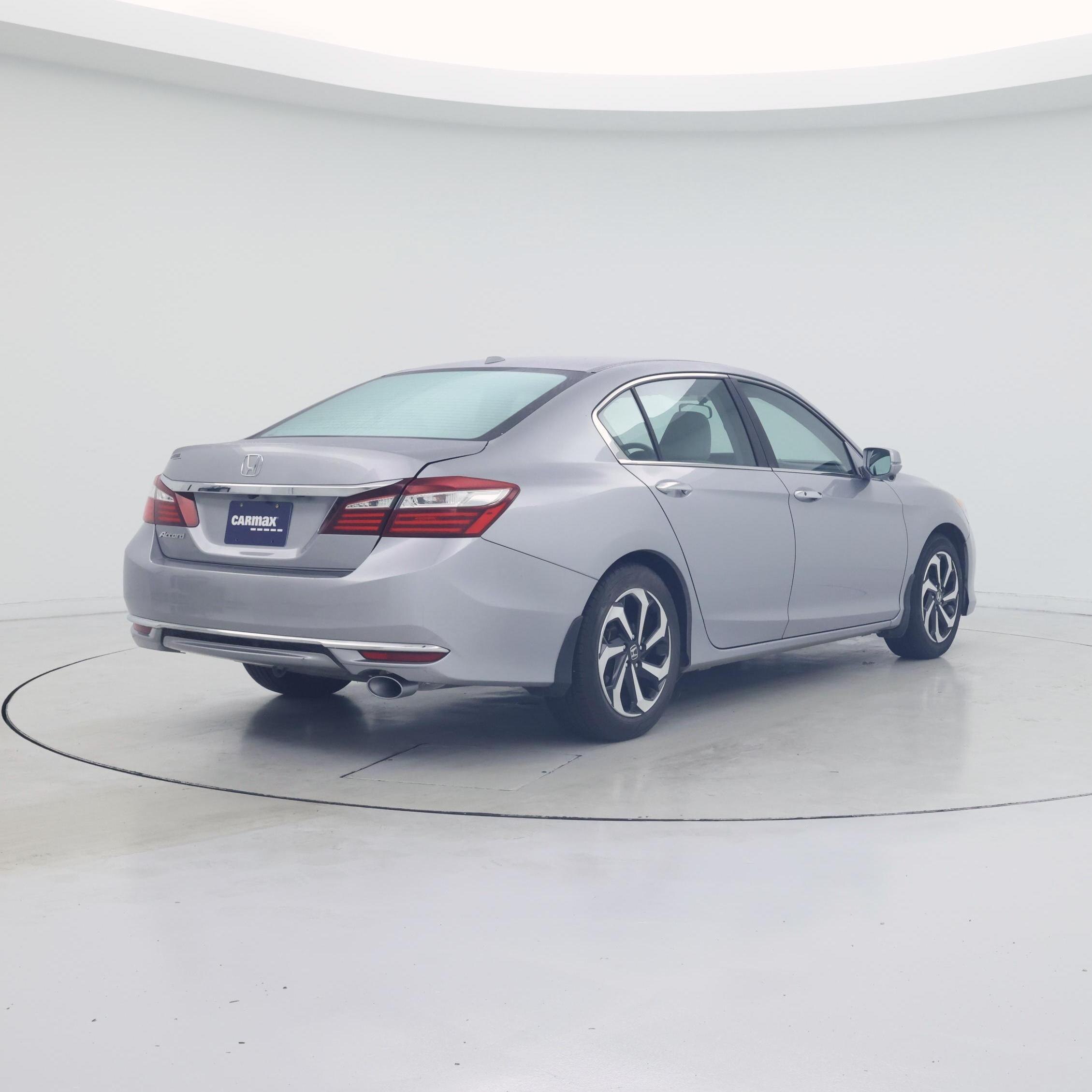 Thumbnail: 2016 Honda Accord - 8