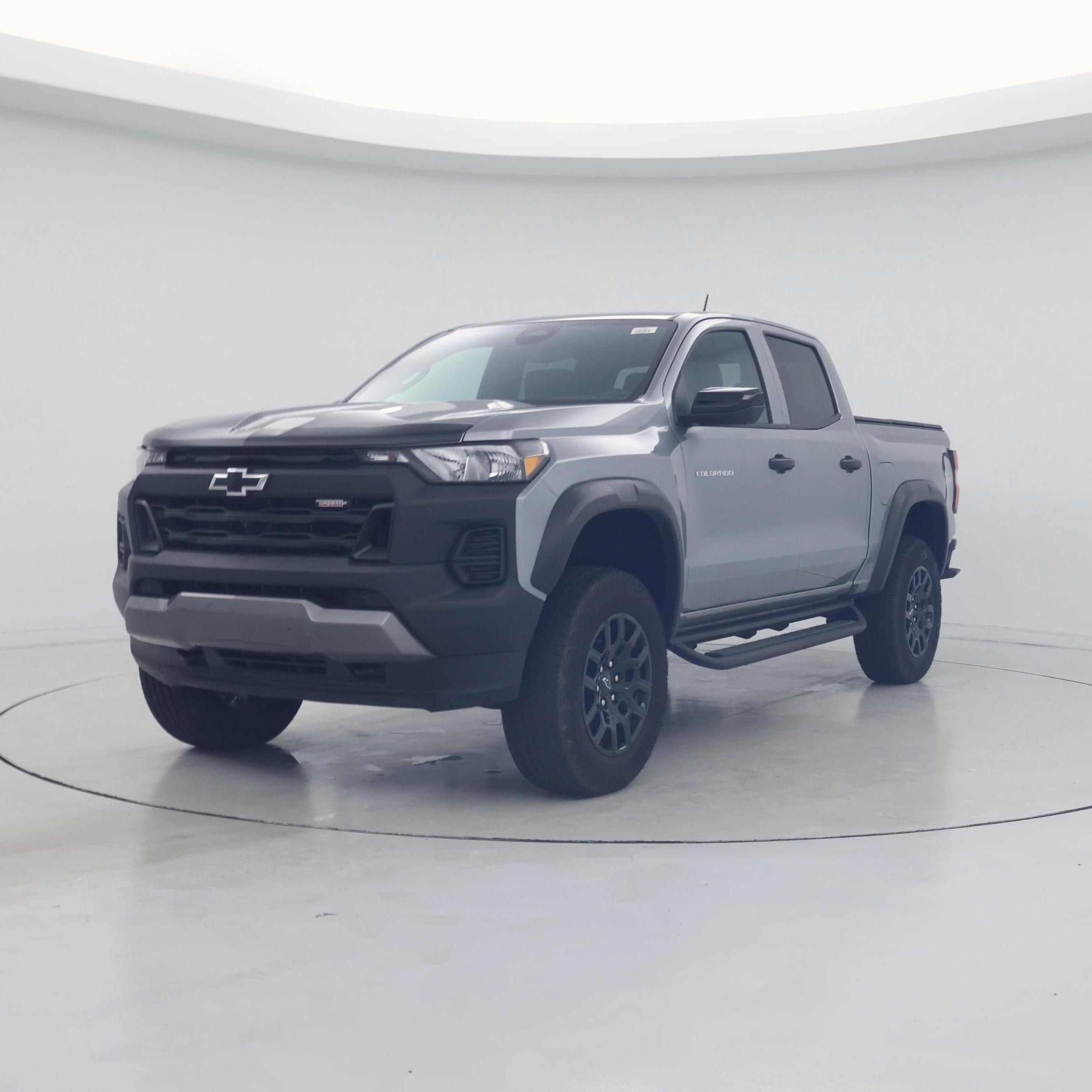 Thumbnail: 2024 Chevrolet Colorado - 4