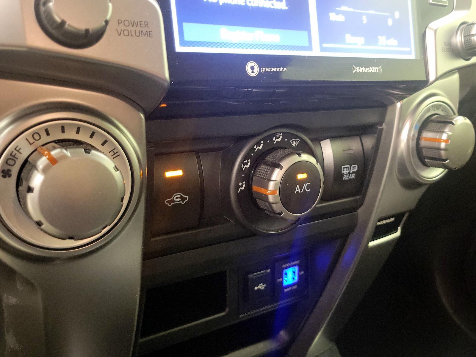2024 Toyota 4Runner SR5 - Photo 17