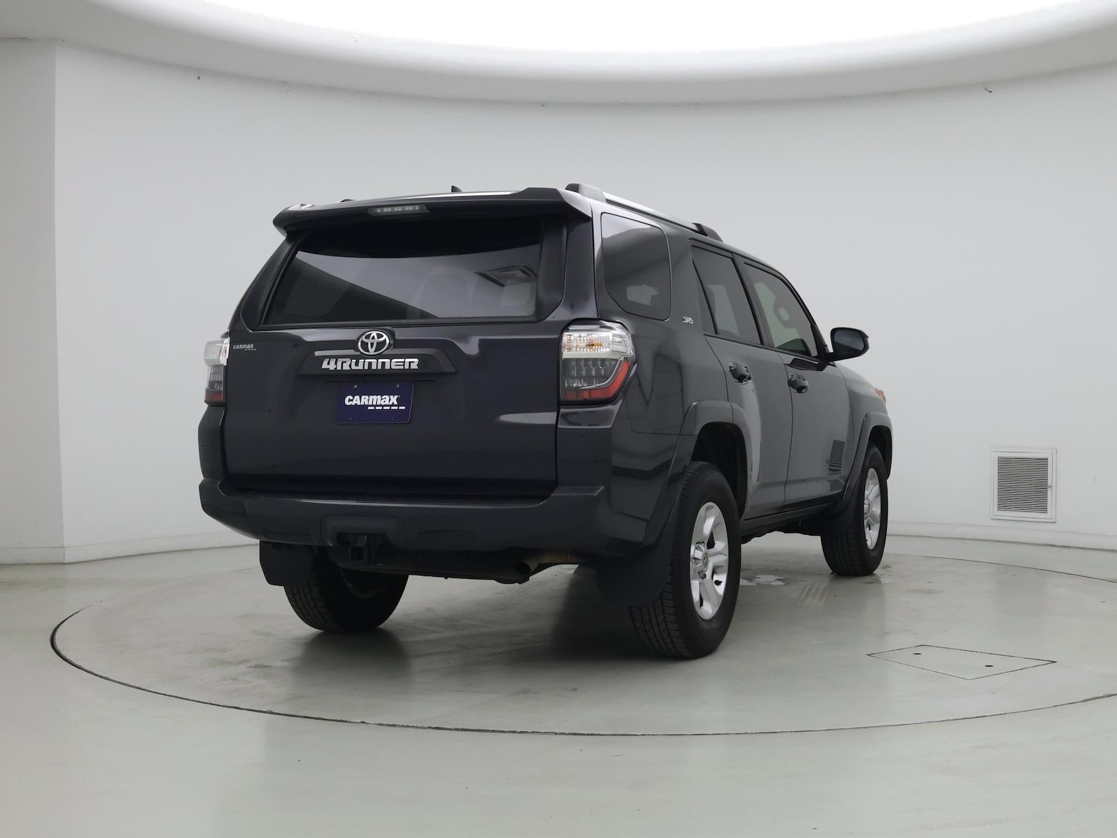 2024 Toyota 4Runner SR5 - Photo 9