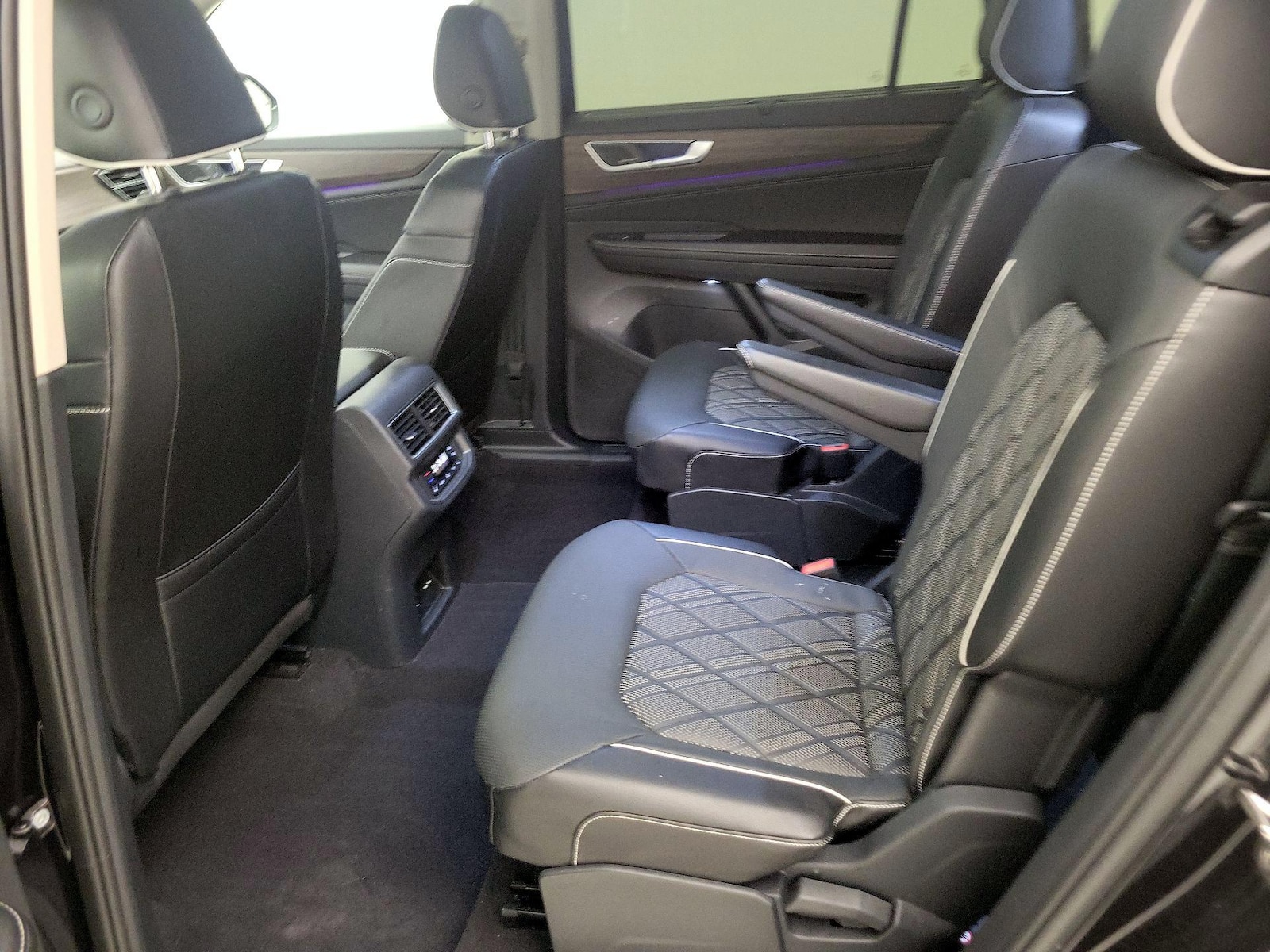 Rear Air Conditioning