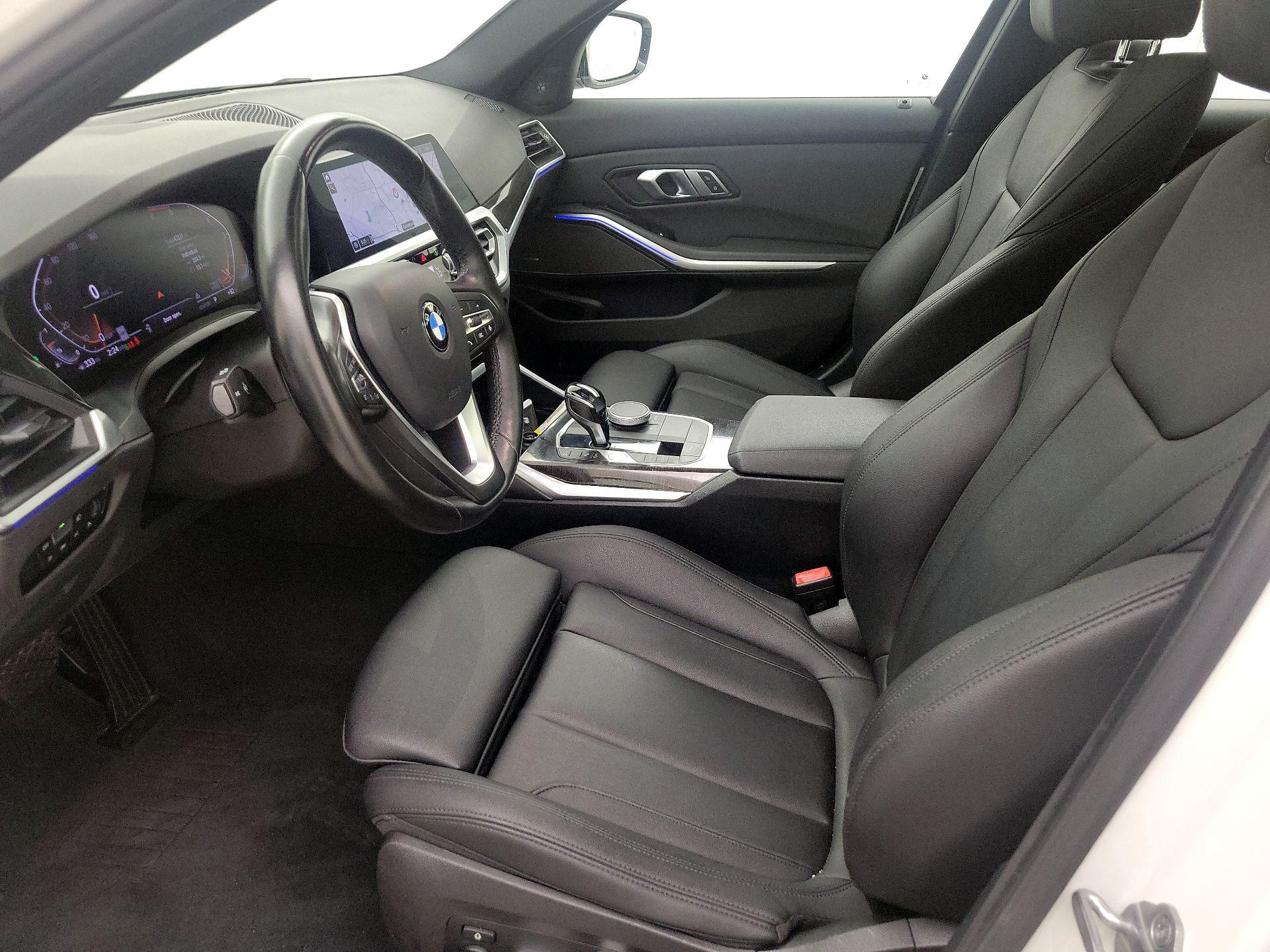 Thumbnail: 2020 BMW 3 Series - 11