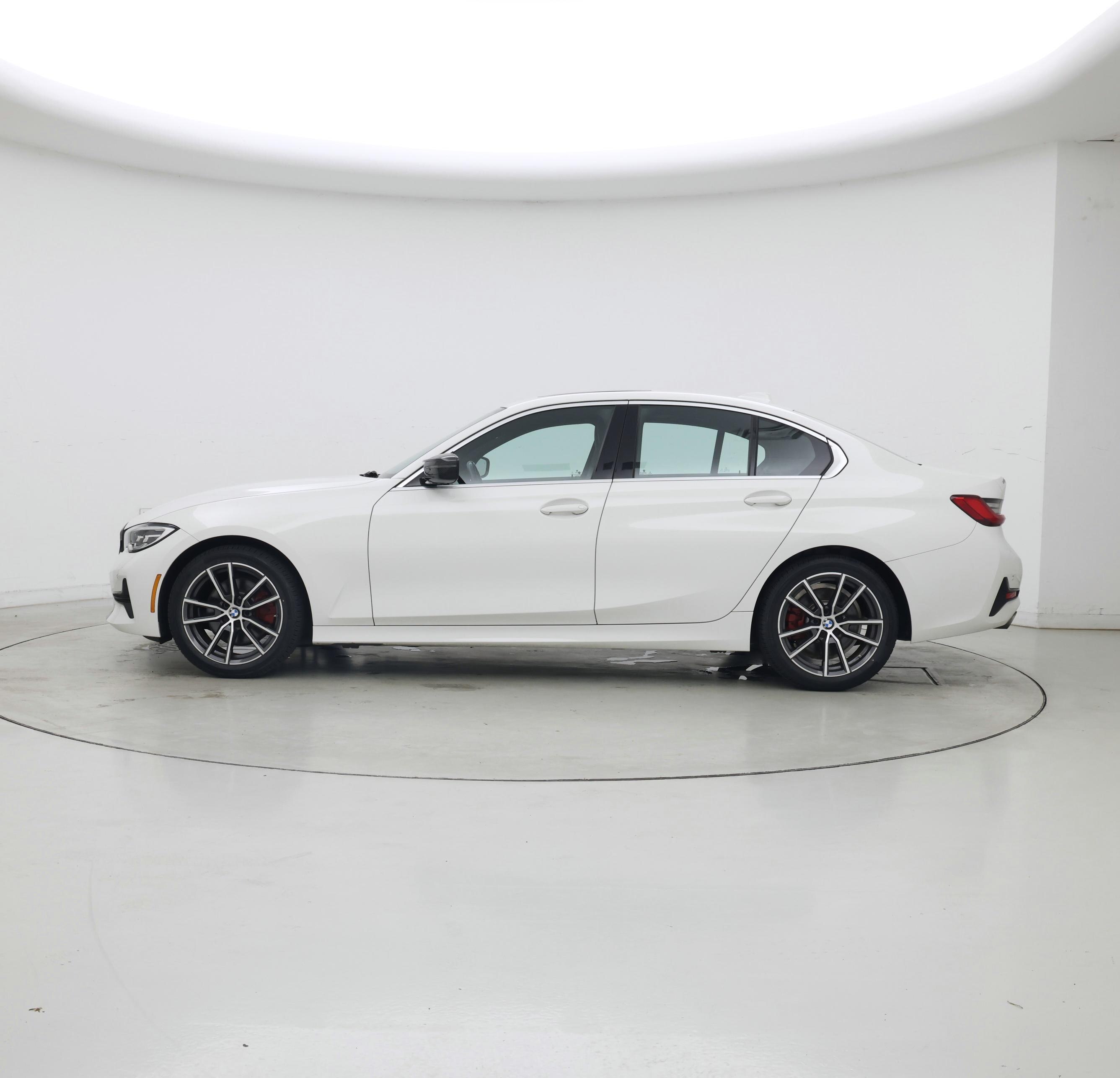 Thumbnail: 2020 BMW 3 Series - 3