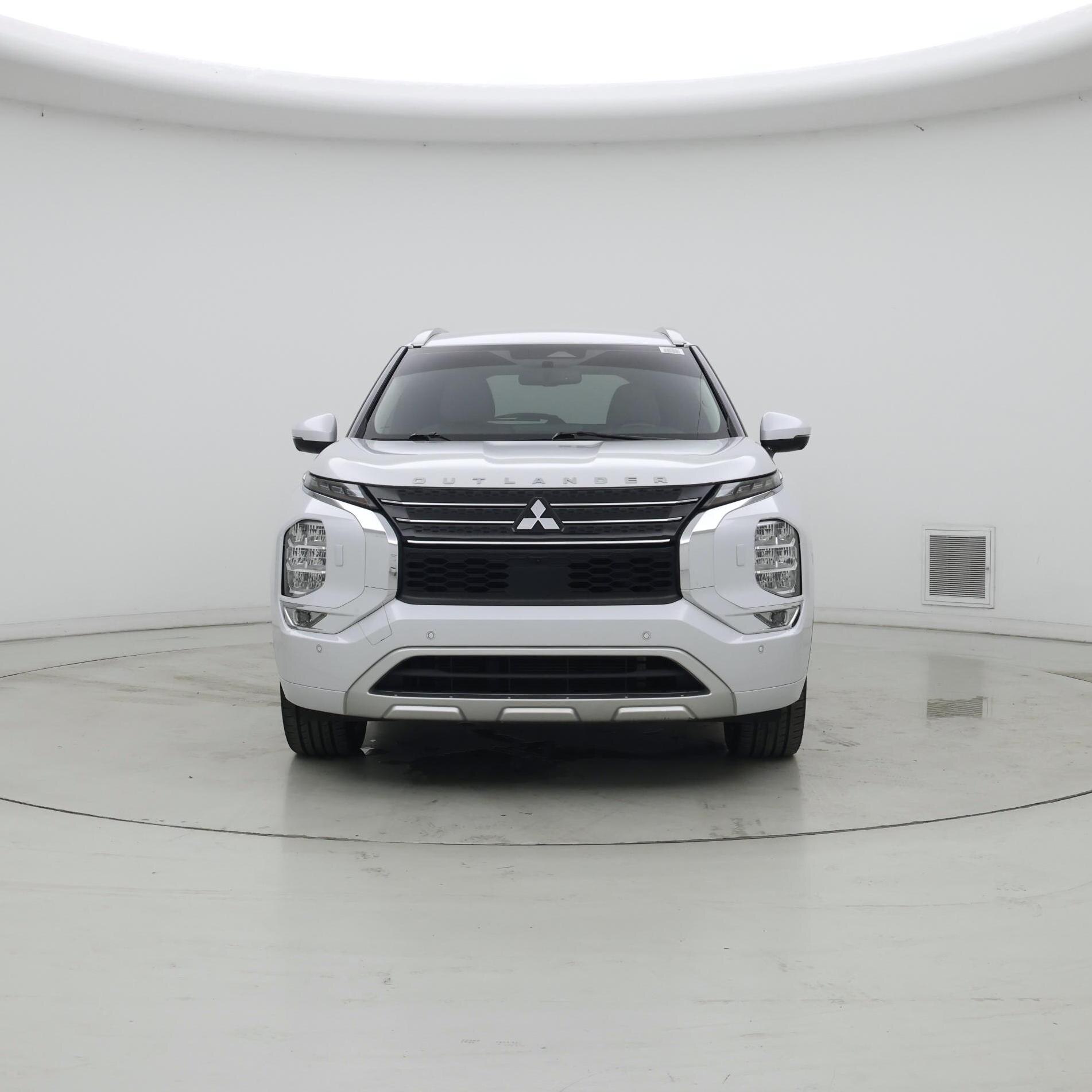 Thumbnail: 2023 Mitsubishi Outlander - 5