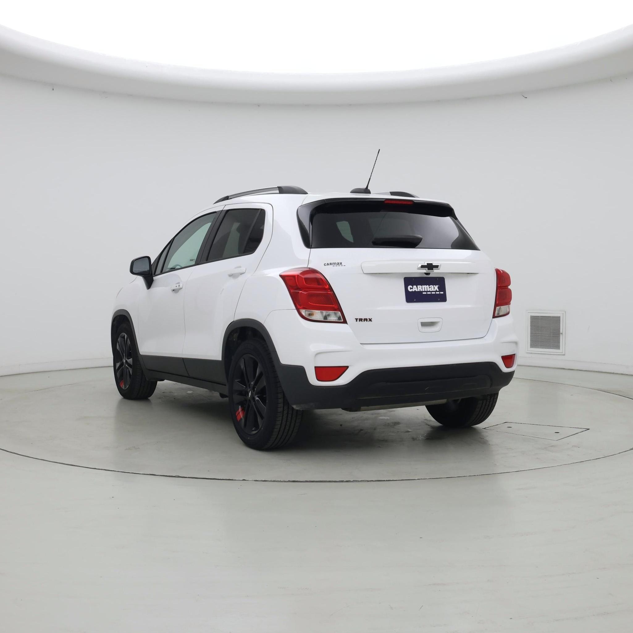 Thumbnail: 2020 Chevrolet Trax - 2