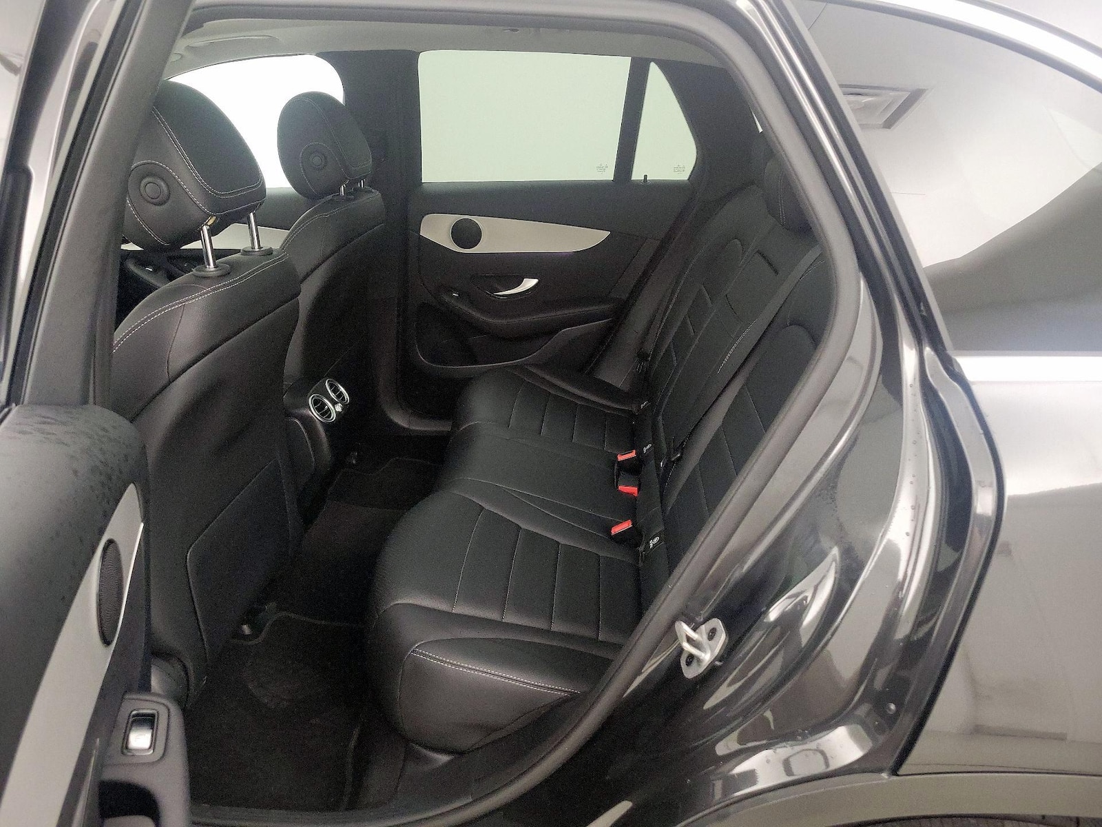 2022 Mercedes-Benz GLC GLC300 - Photo 21