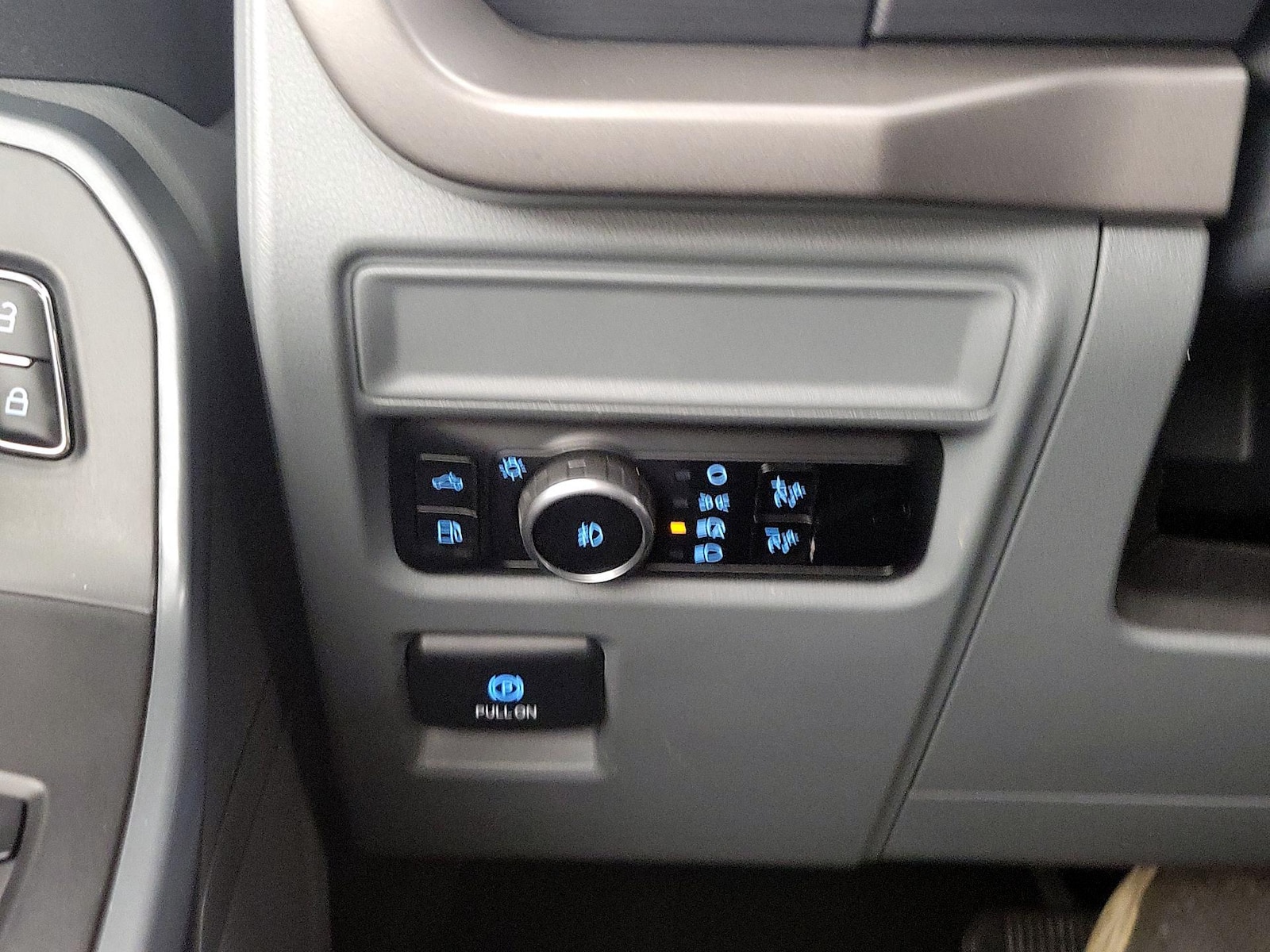 2024 Ford F-150 XLT - Photo 14