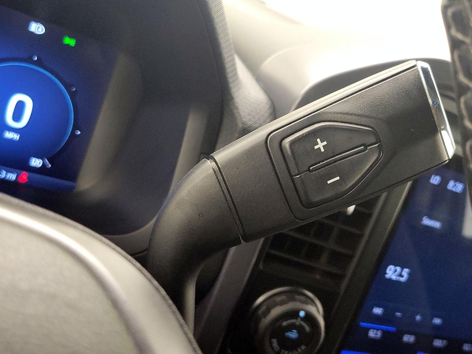 2024 Ford F-150 XLT - Photo 19