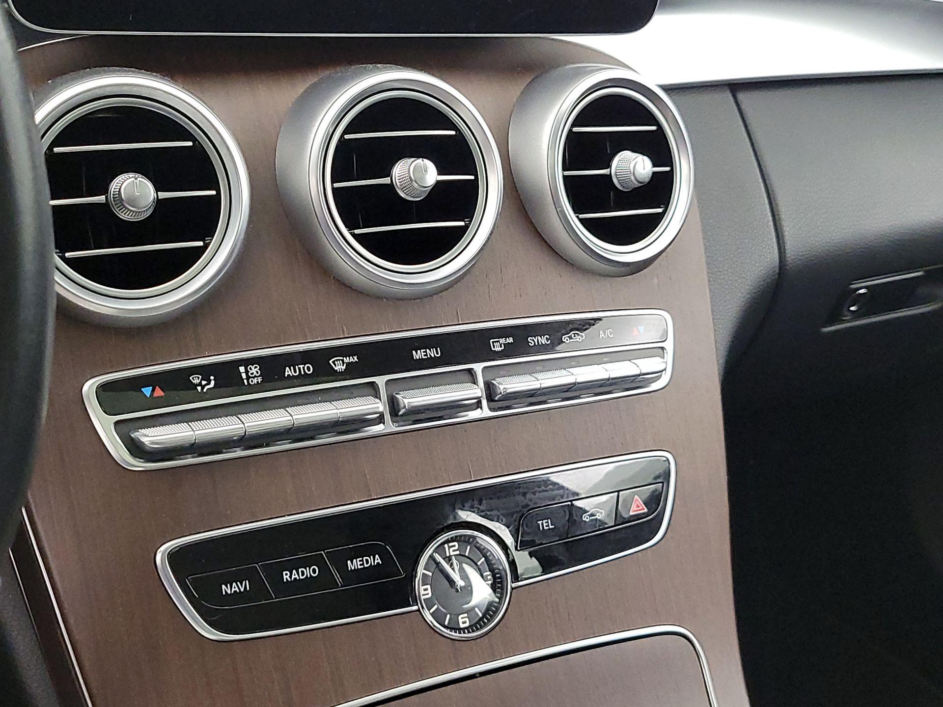 Thumbnail: 2021 Mercedes-Benz C-Class - 16