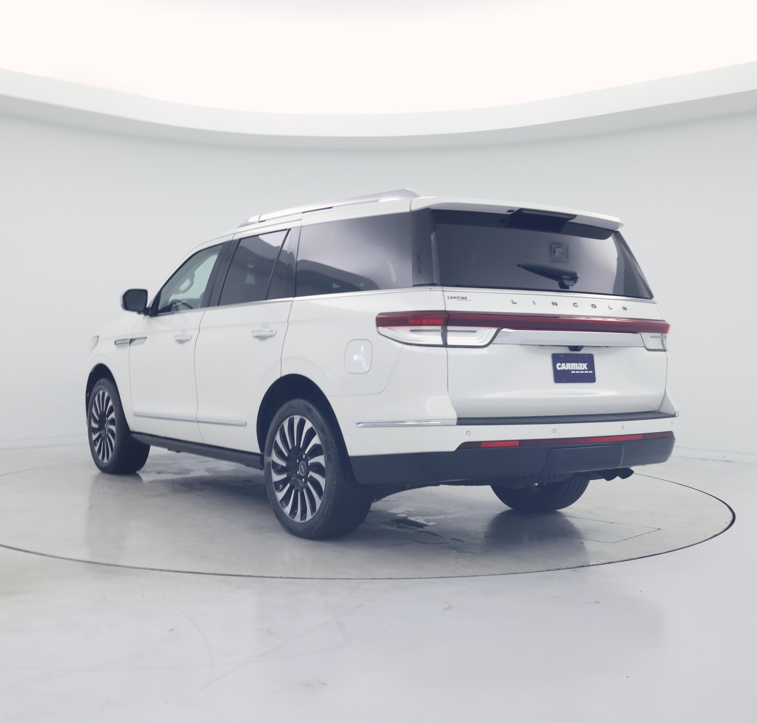 Thumbnail: 2022 Lincoln Navigator - 2
