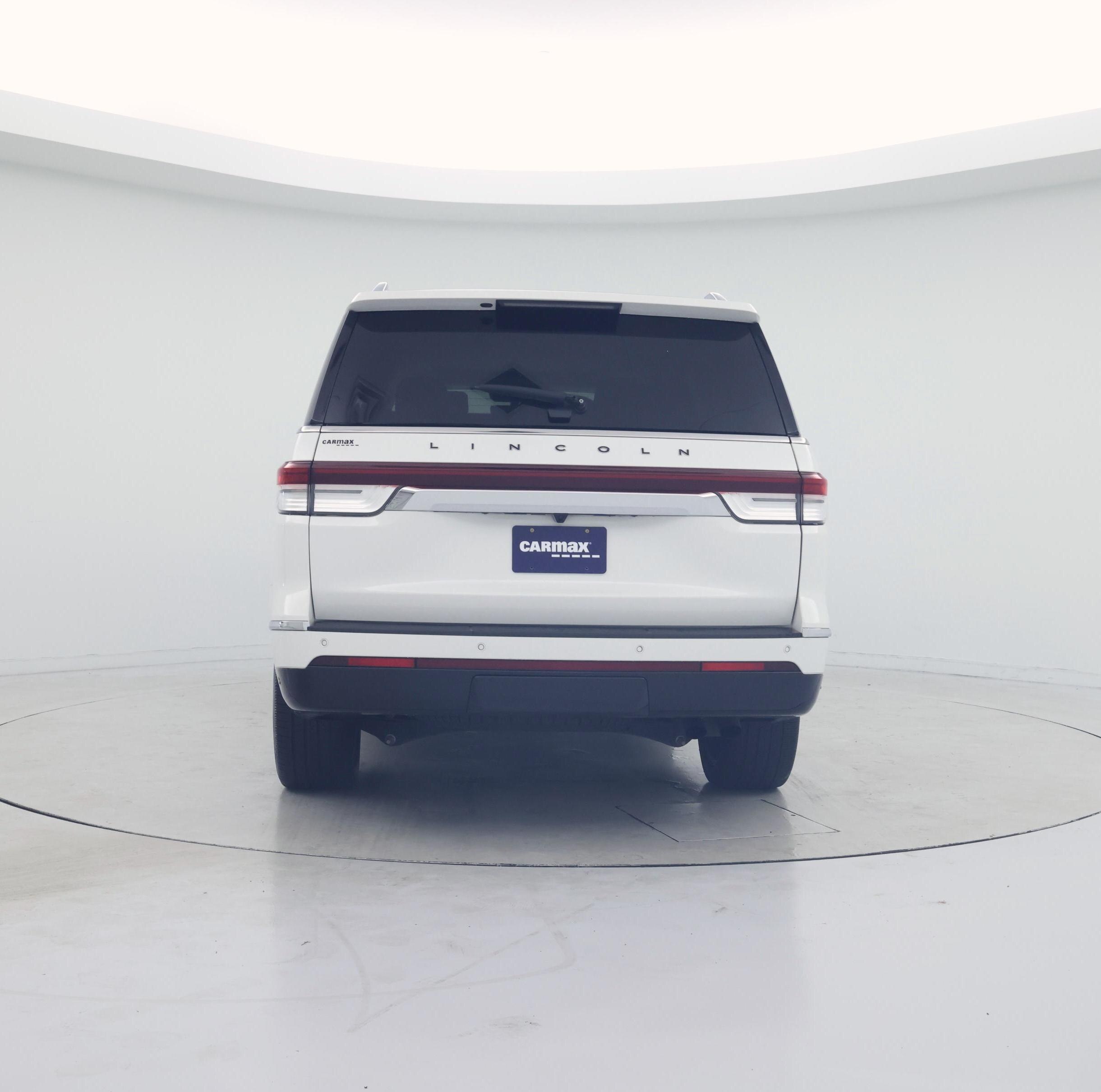 Thumbnail: 2022 Lincoln Navigator - 6
