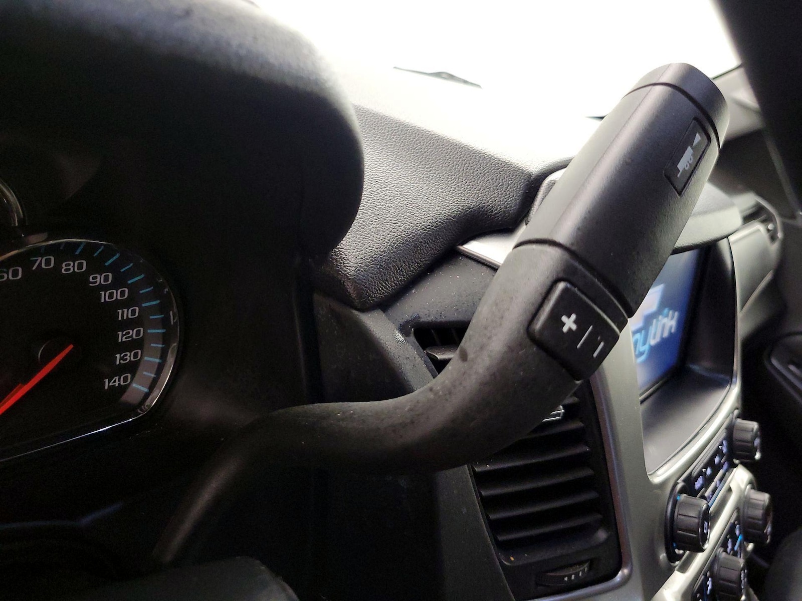2016 Chevrolet Tahoe LS - Photo 18