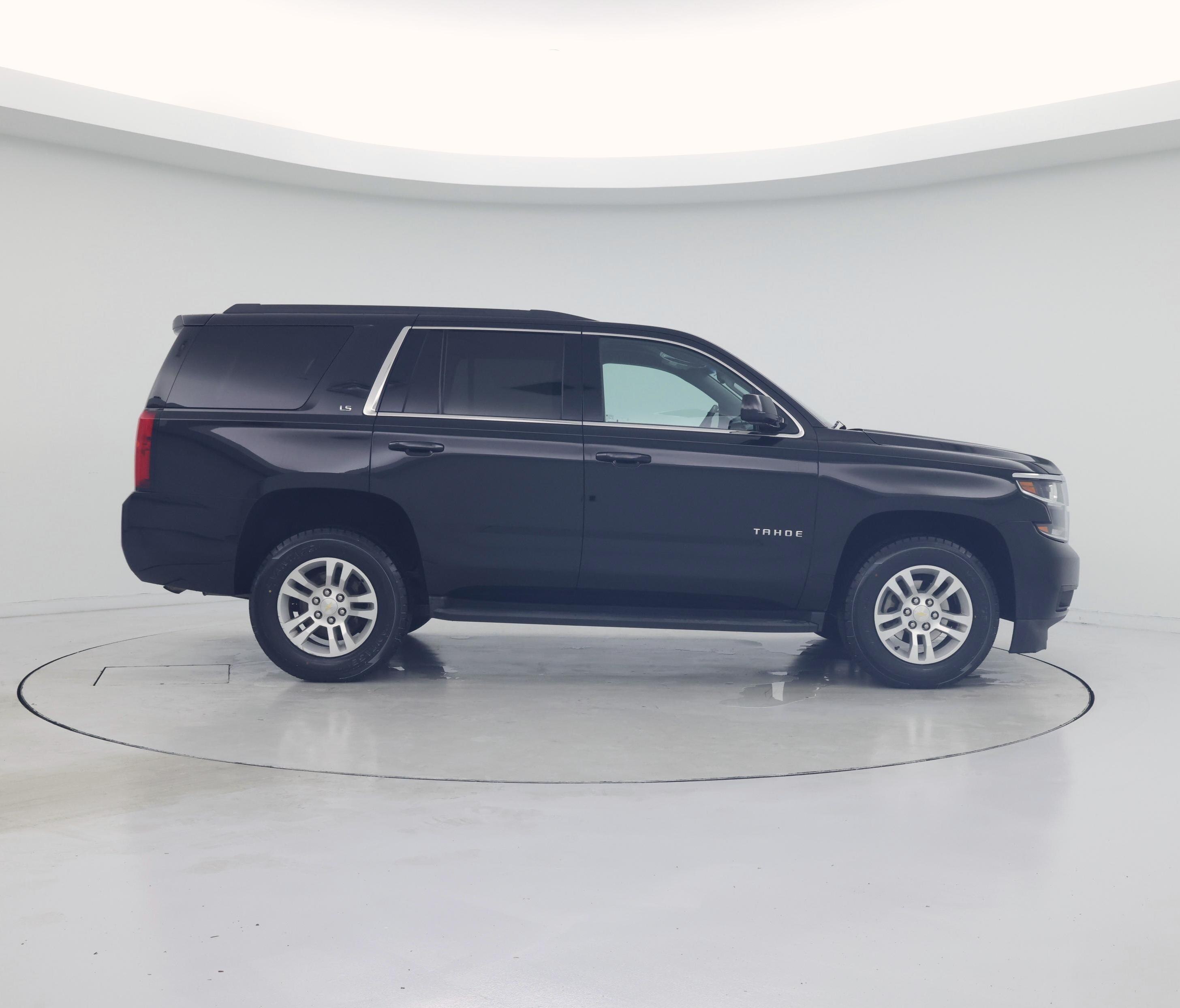 Thumbnail: 2016 Chevrolet Tahoe - 7