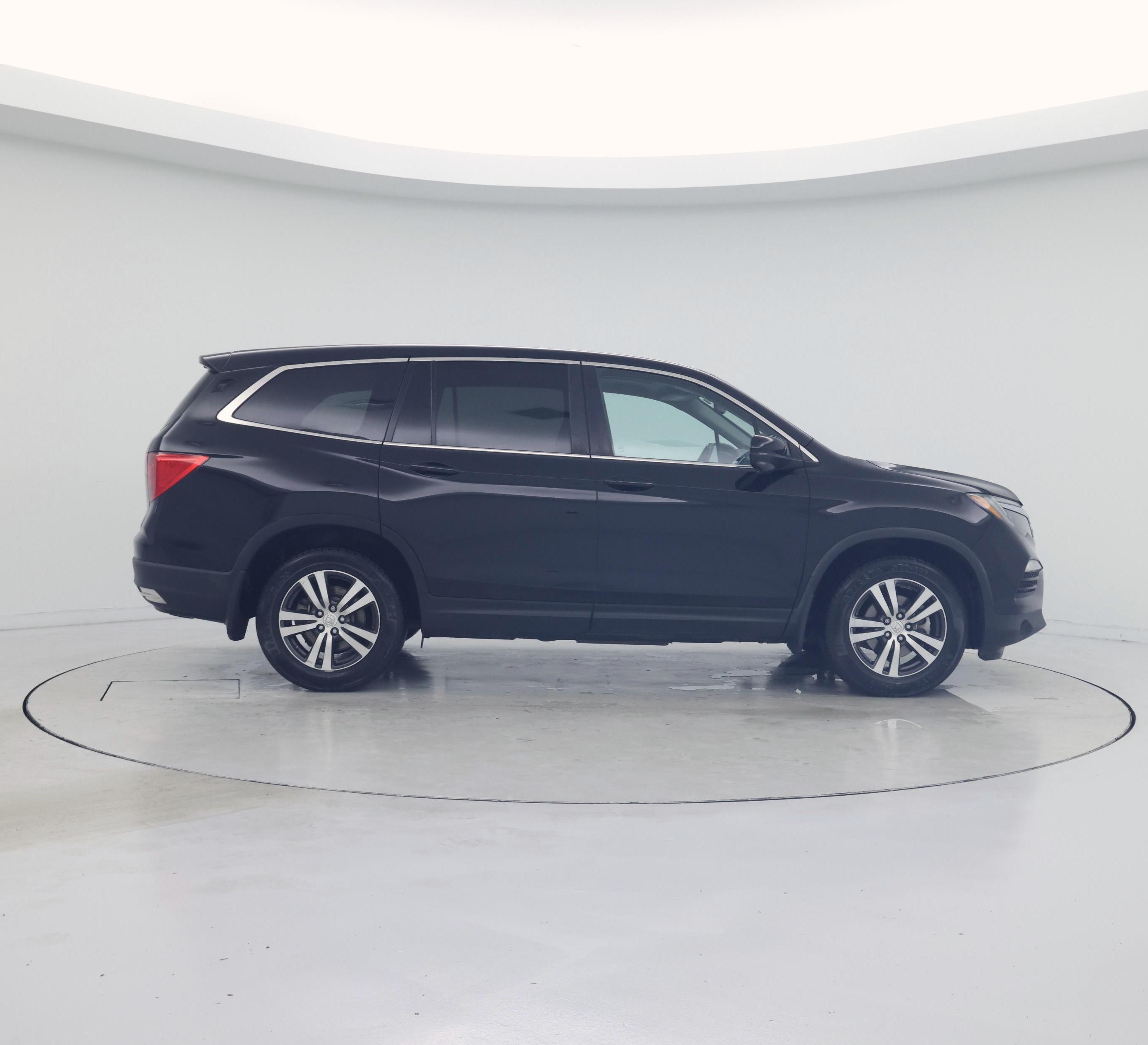 Thumbnail: 2018 Honda Pilot - 7