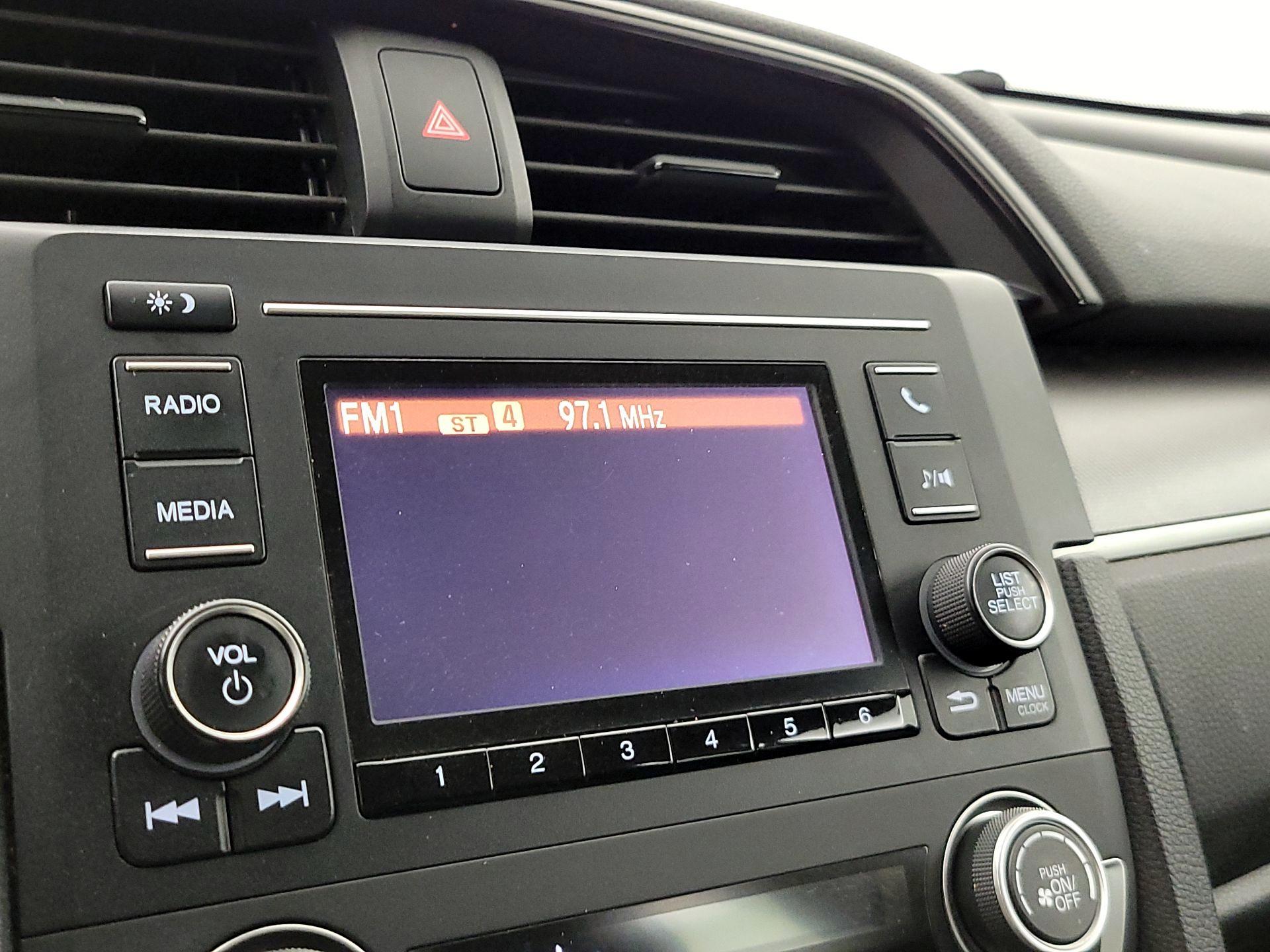 Thumbnail: 2016 Honda Civic - 15