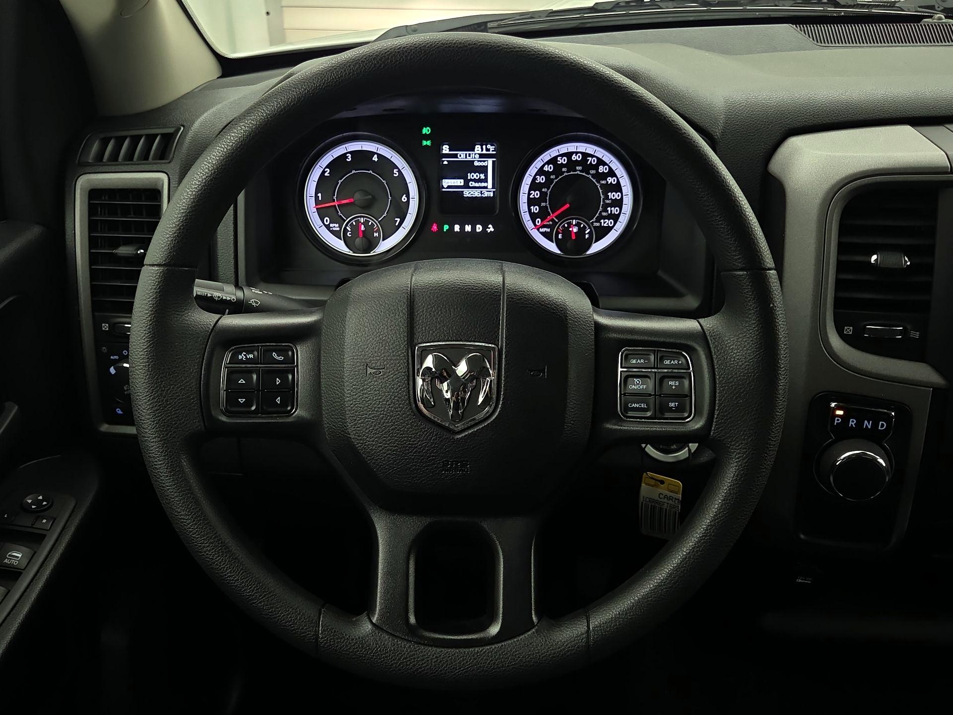 Thumbnail: 2024 RAM 1500 Classic - 10