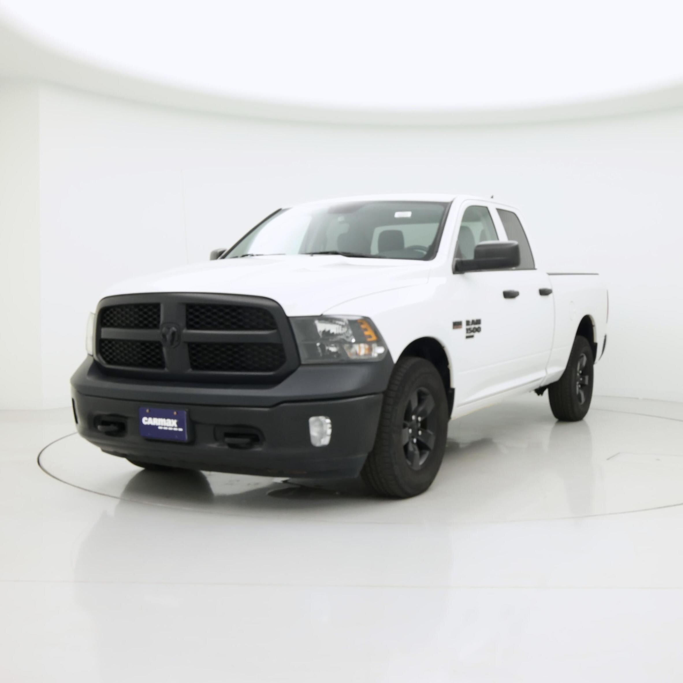Thumbnail: 2024 RAM 1500 Classic - 4