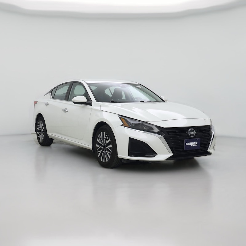 2023 Nissan Altima SV