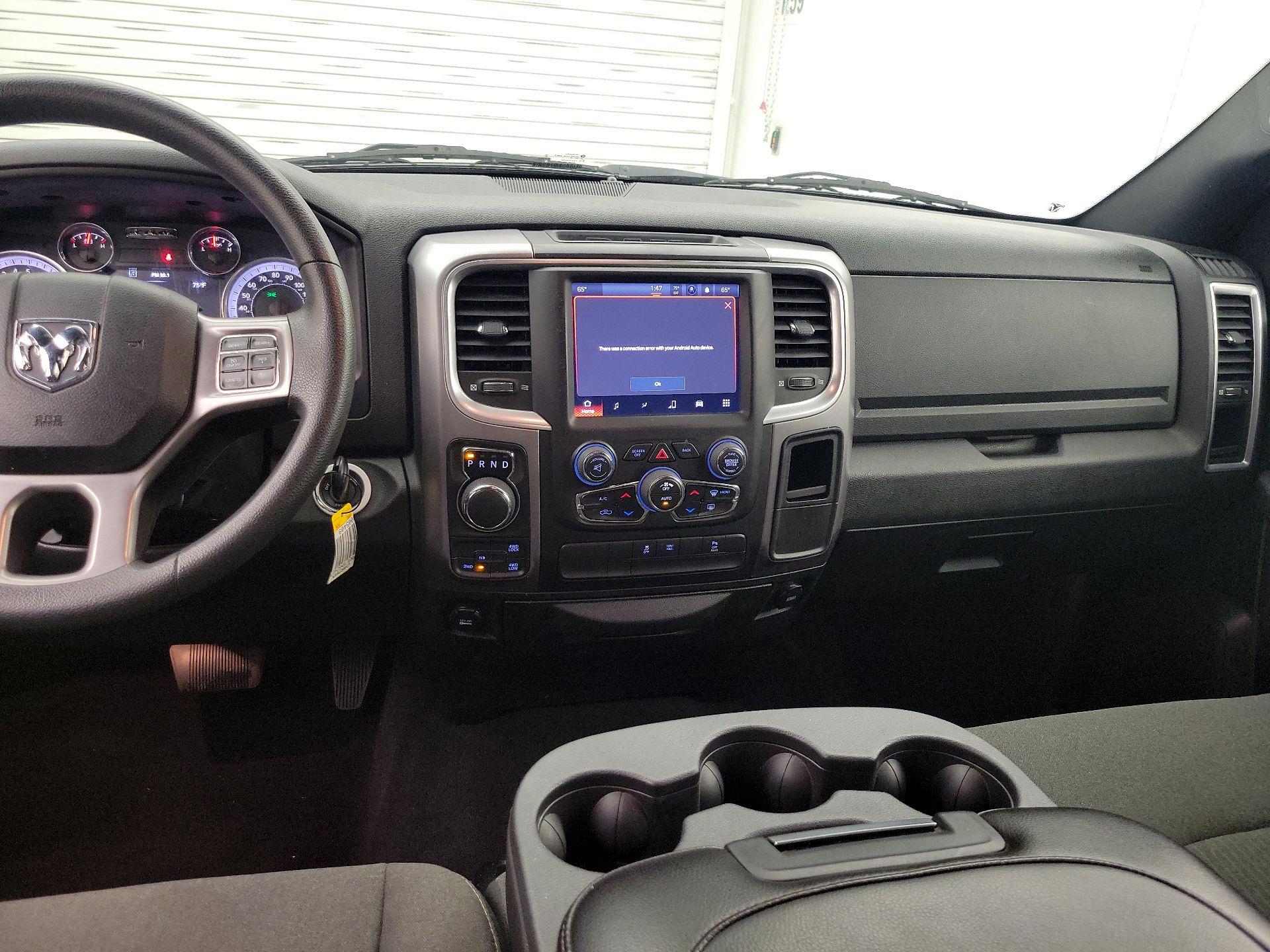 Thumbnail: 2022 RAM 1500 Classic - 9