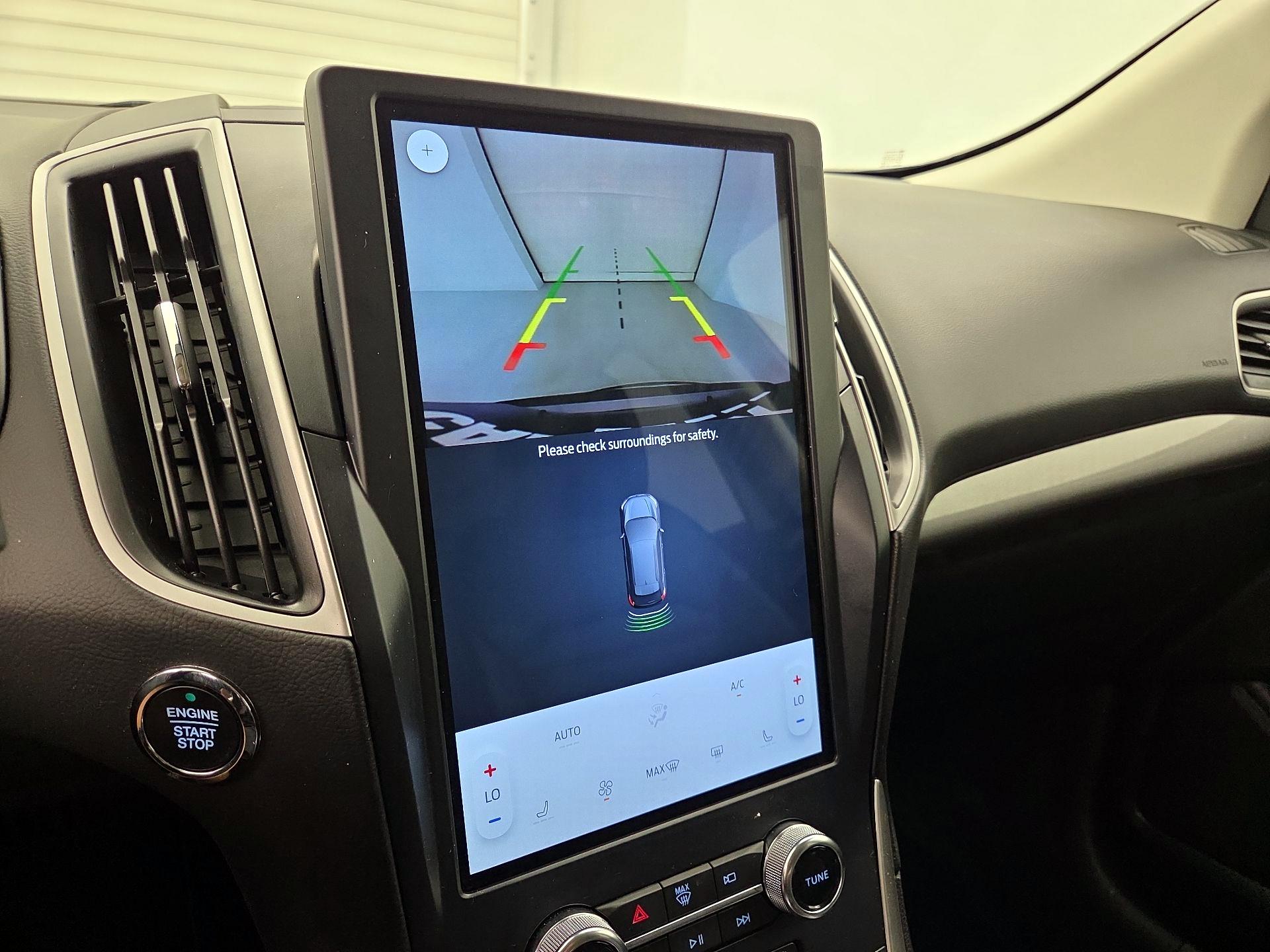 Thumbnail: 2023 Ford Edge - 15