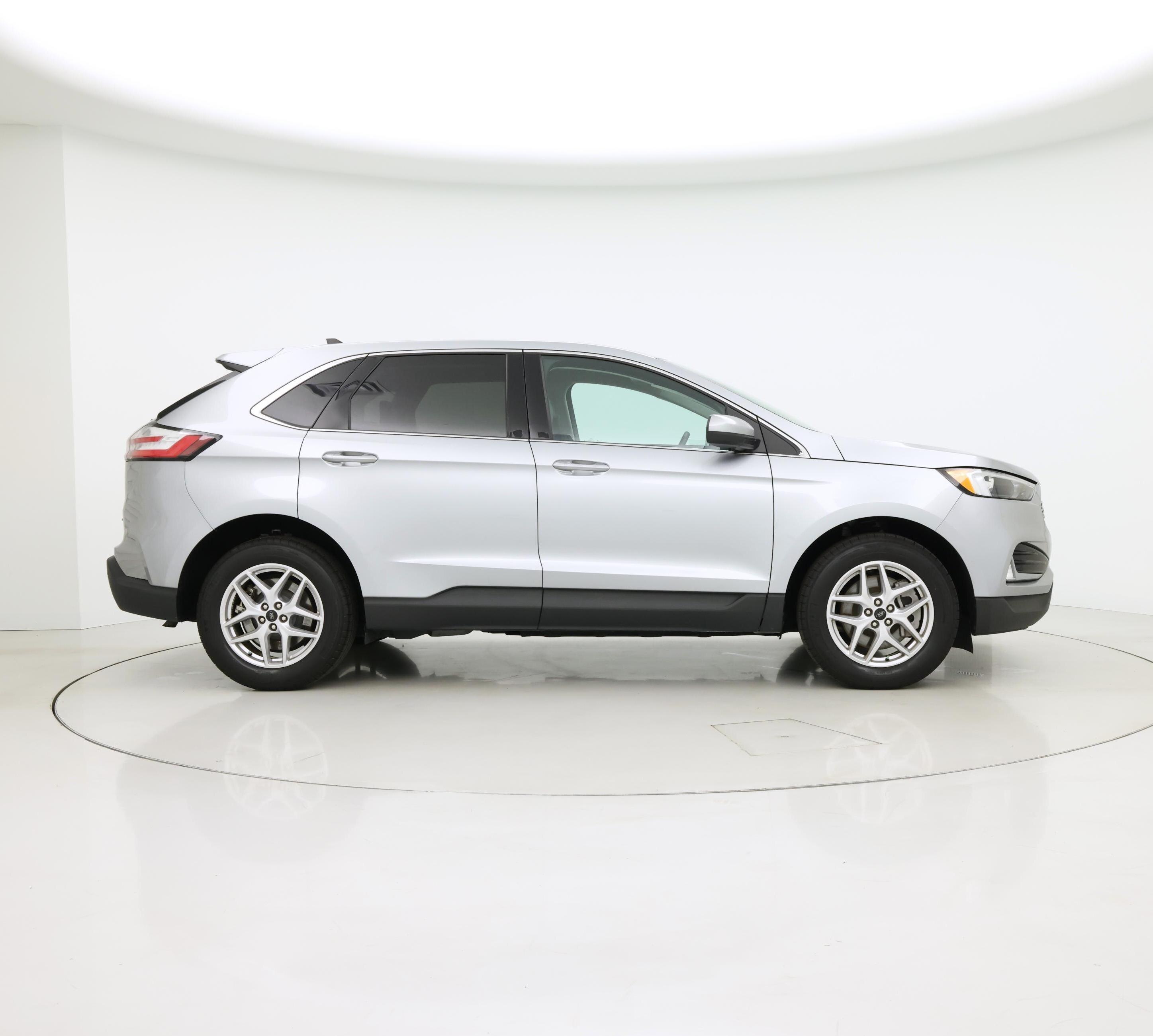 Thumbnail: 2023 Ford Edge - 7