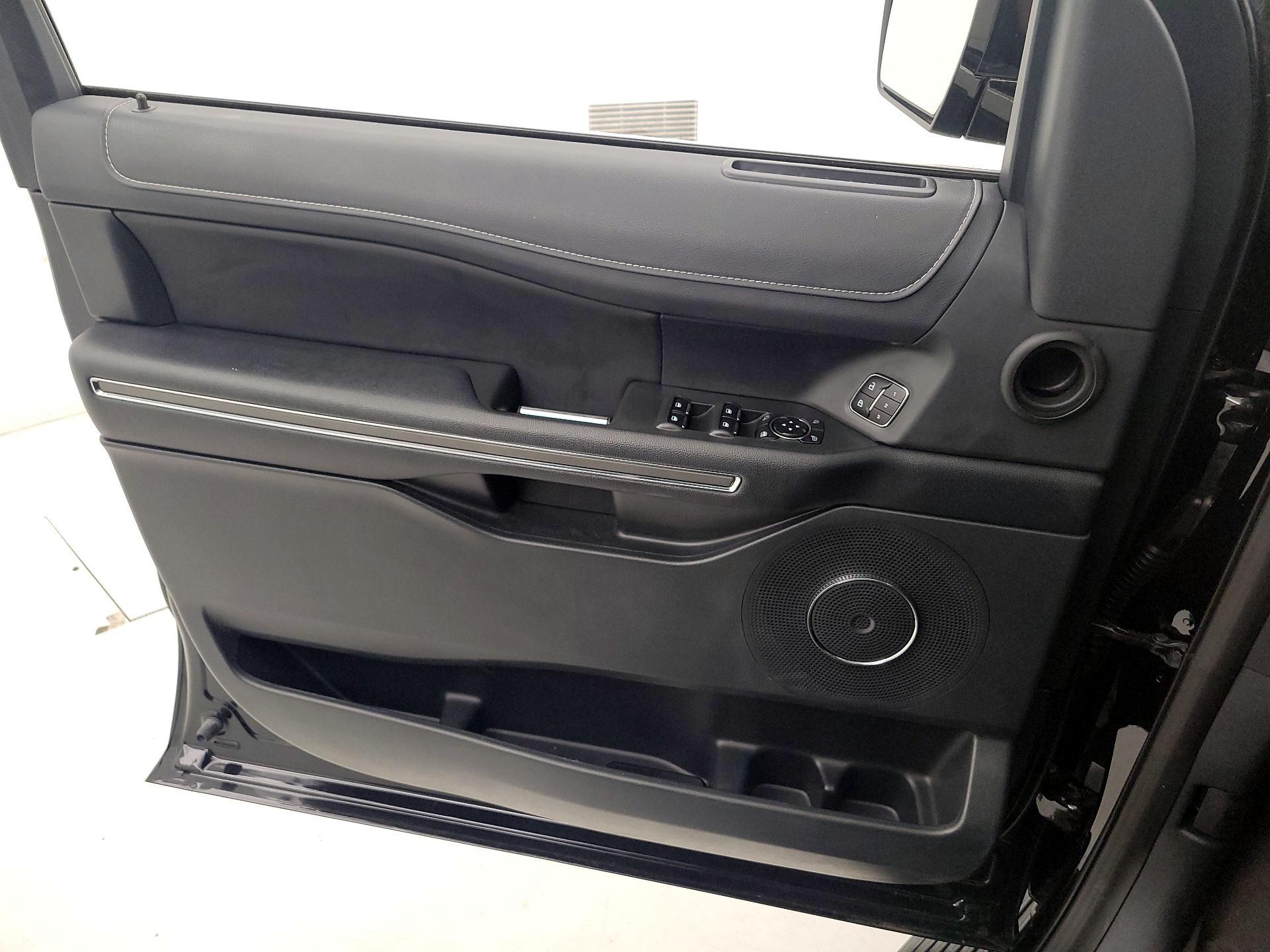 Thumbnail: 2024 Ford Expedition MAX - 12