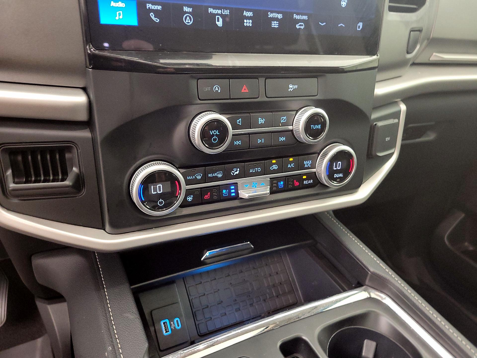 Thumbnail: 2024 Ford Expedition MAX - 16