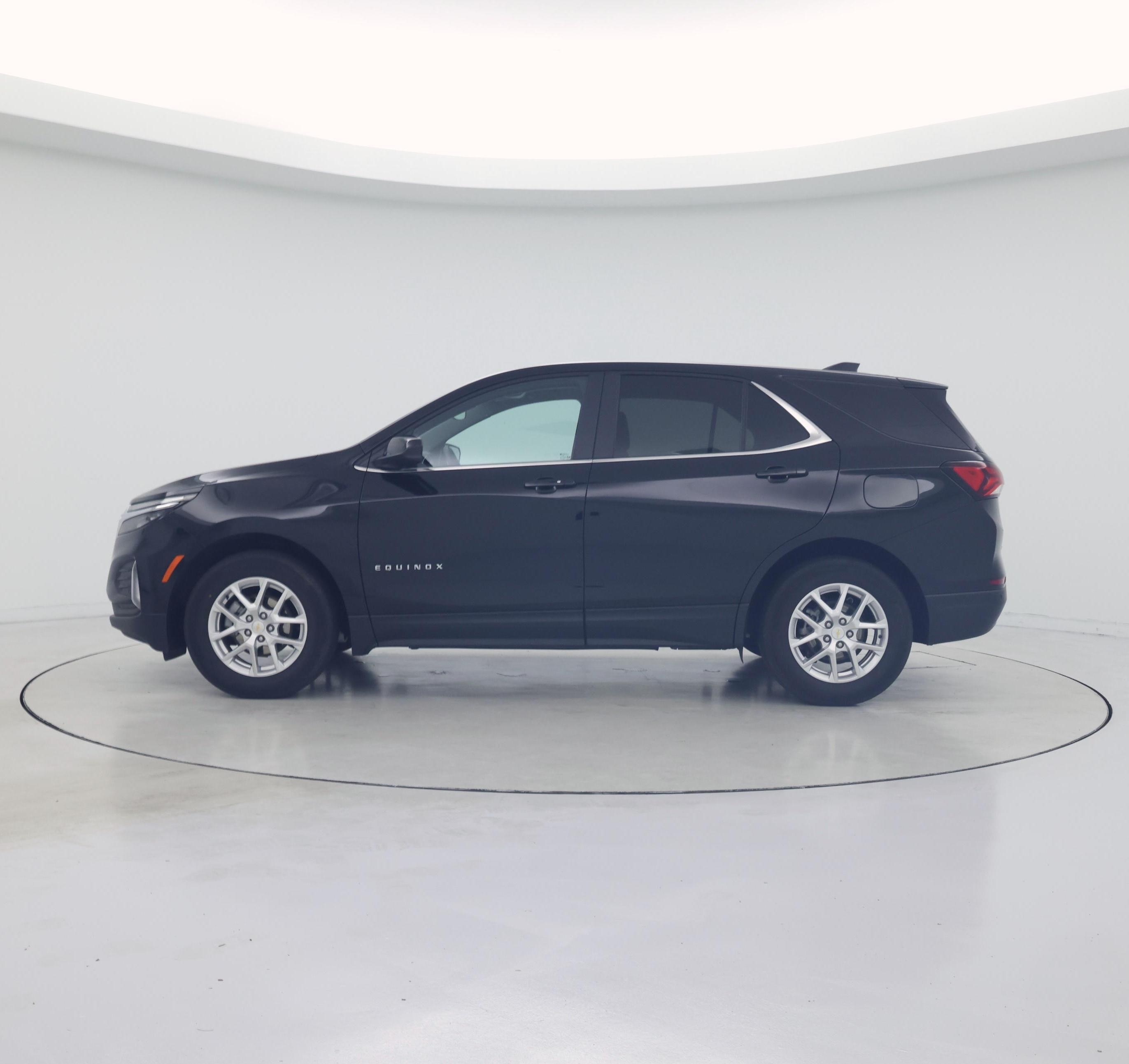Thumbnail: 2024 Chevrolet Equinox - 3