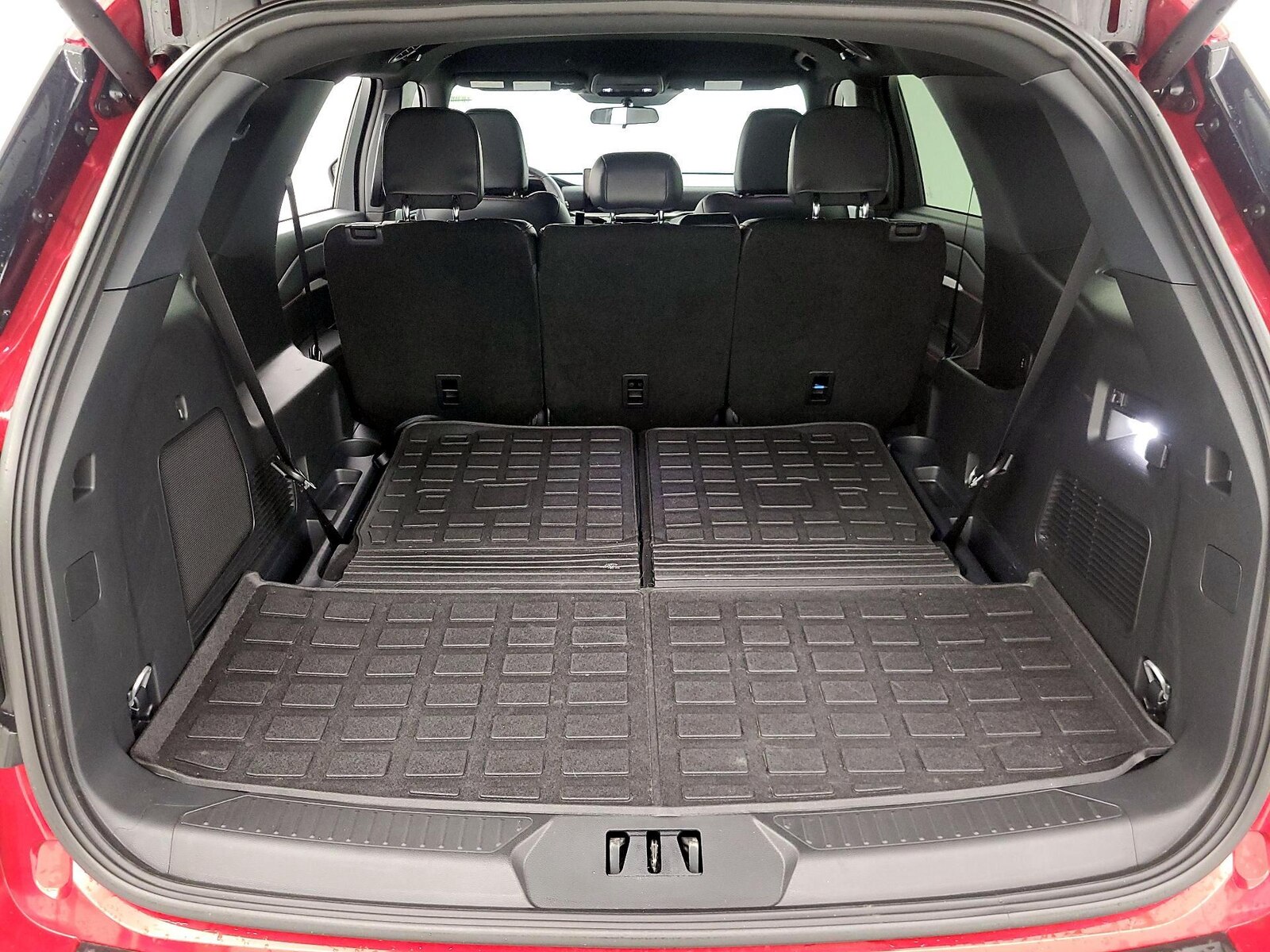 2025 Ford Explorer ST-LINE - Photo 24