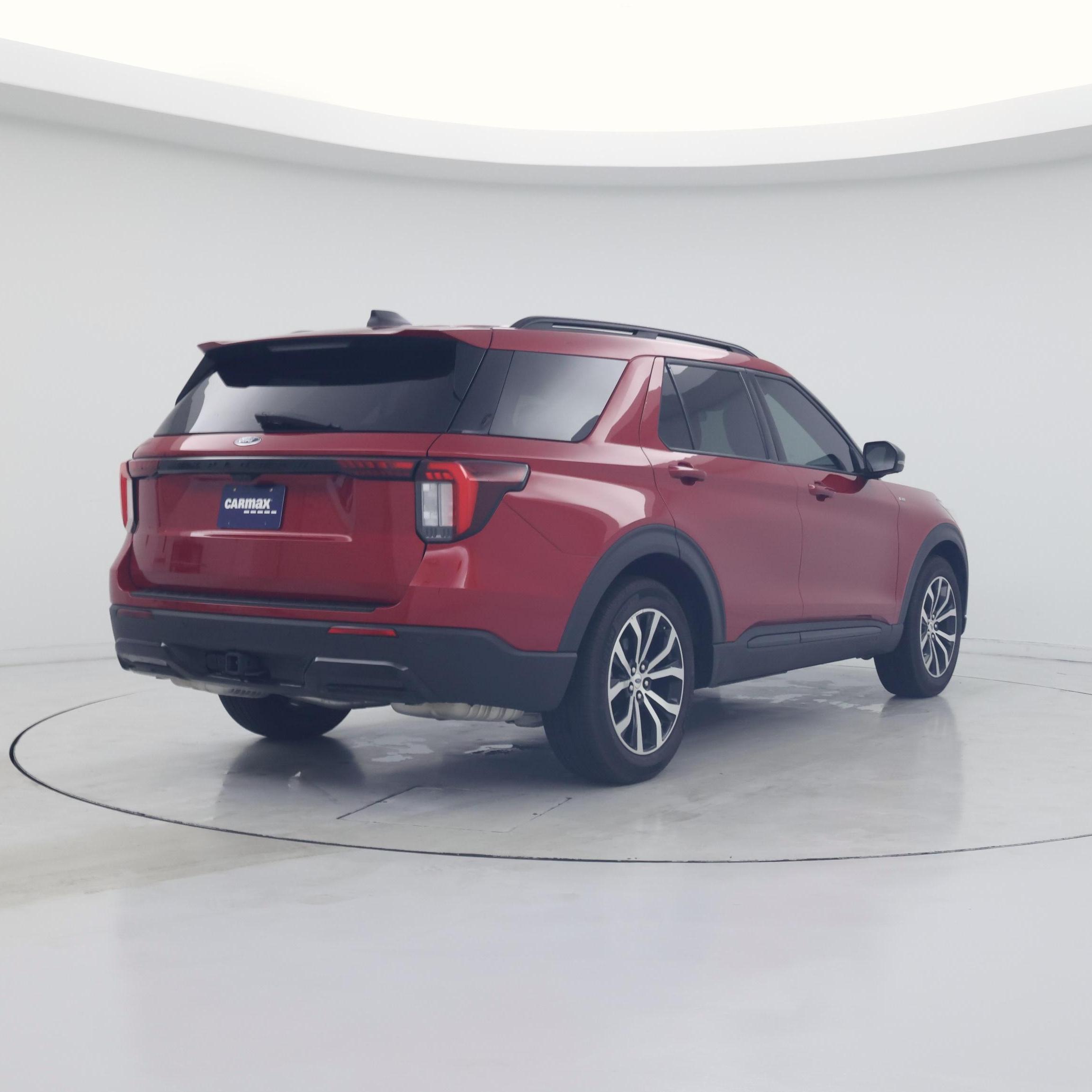Thumbnail: 2025 Ford Explorer - 8