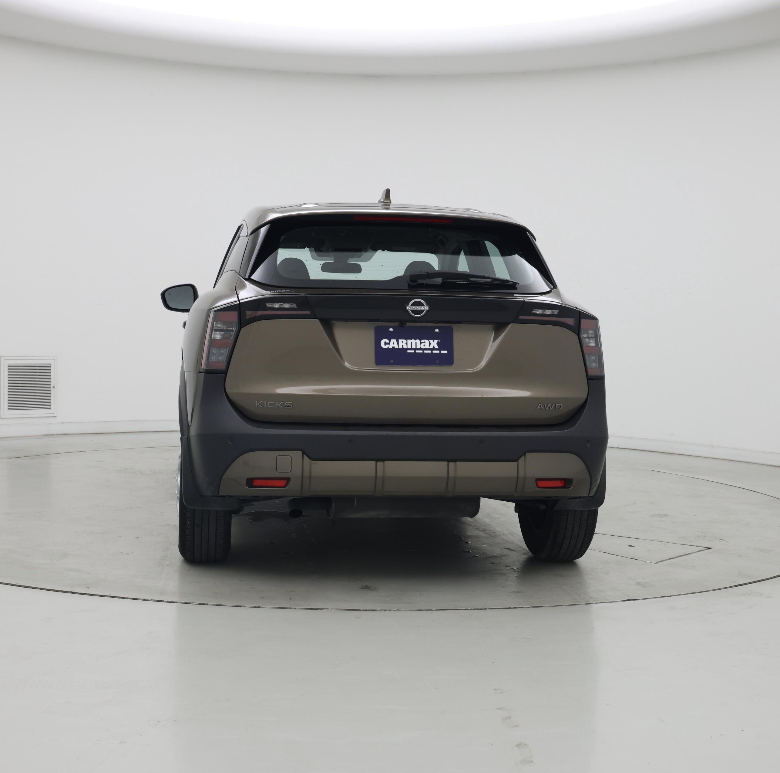 Thumbnail: 2025 Nissan Kicks - 6