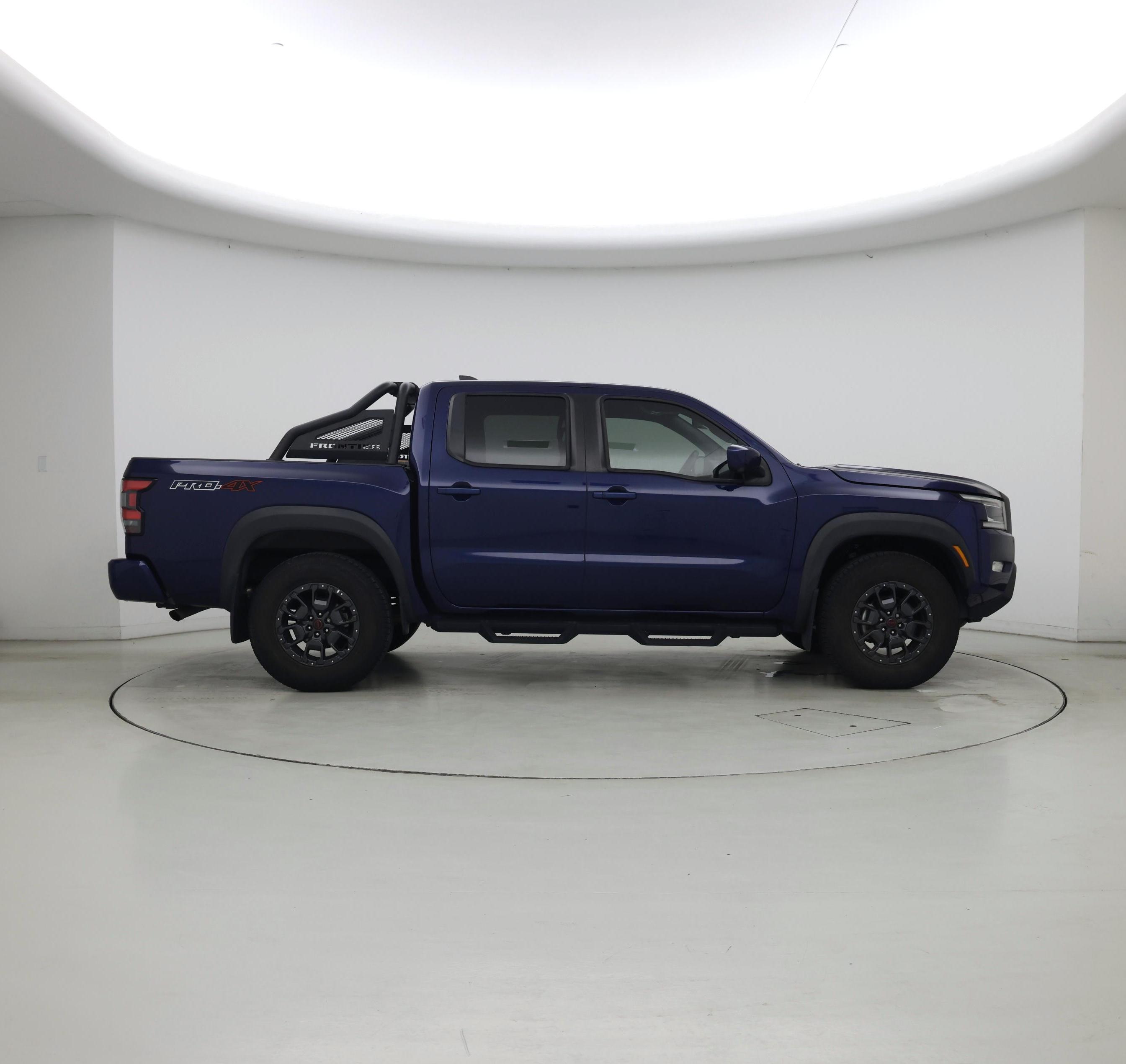 Thumbnail: 2023 Nissan Frontier - 7
