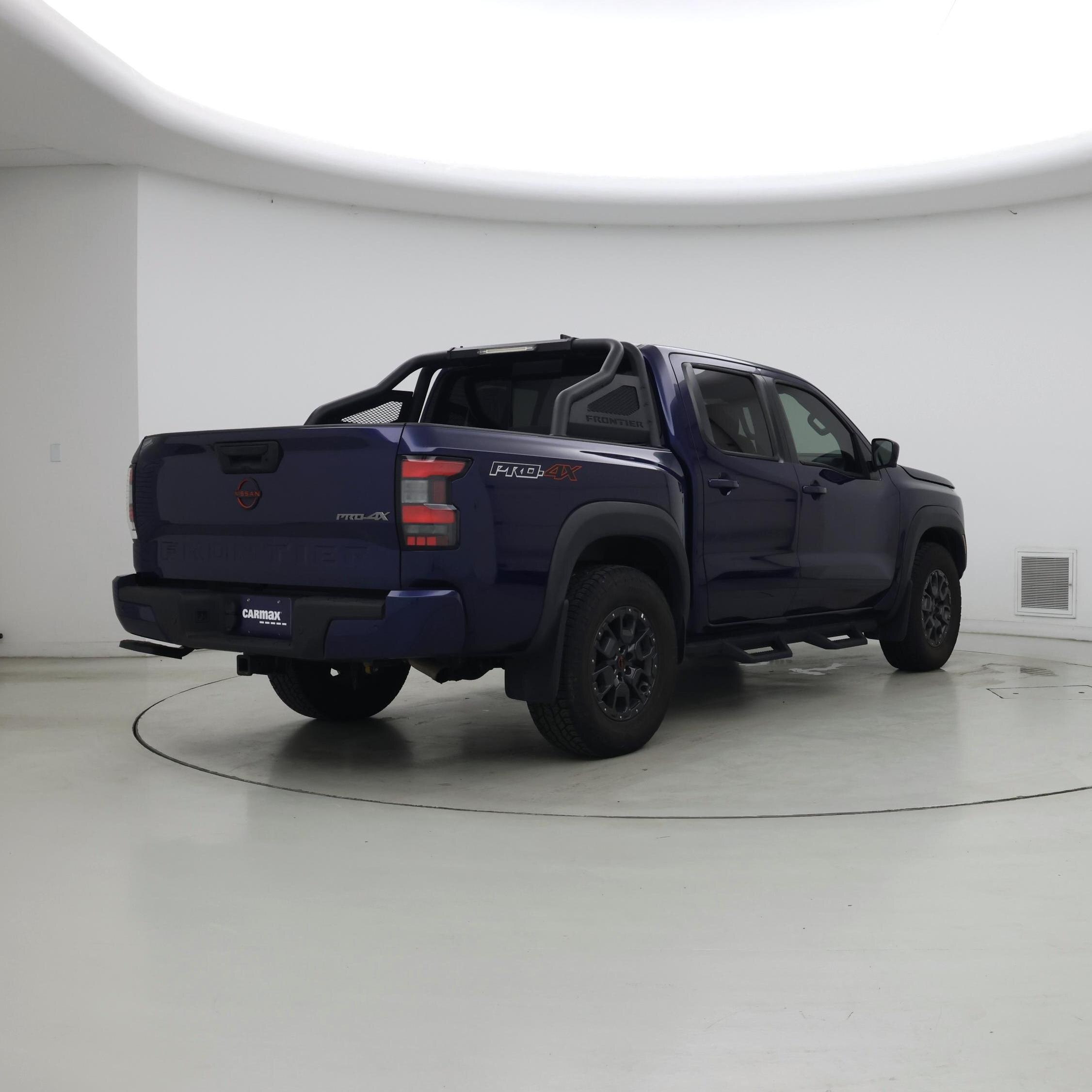 Thumbnail: 2023 Nissan Frontier - 8