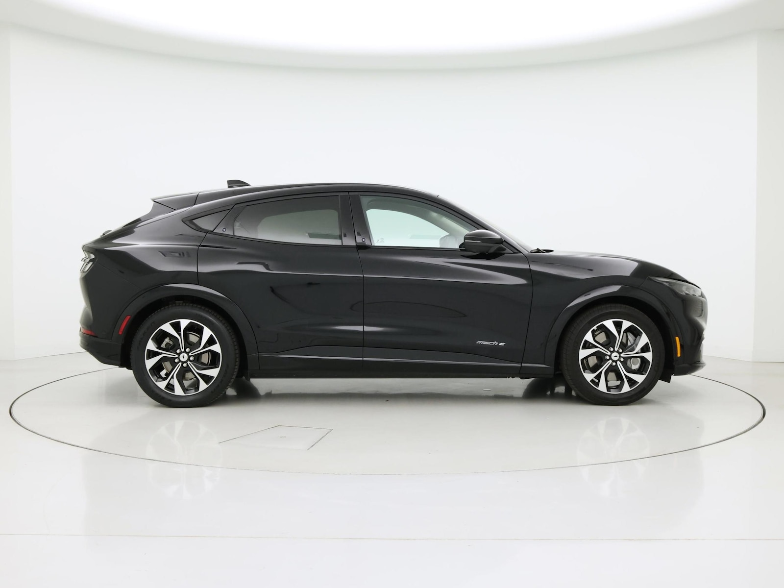2023 Ford Mustang Mach-E Premium RWD - Photo 8