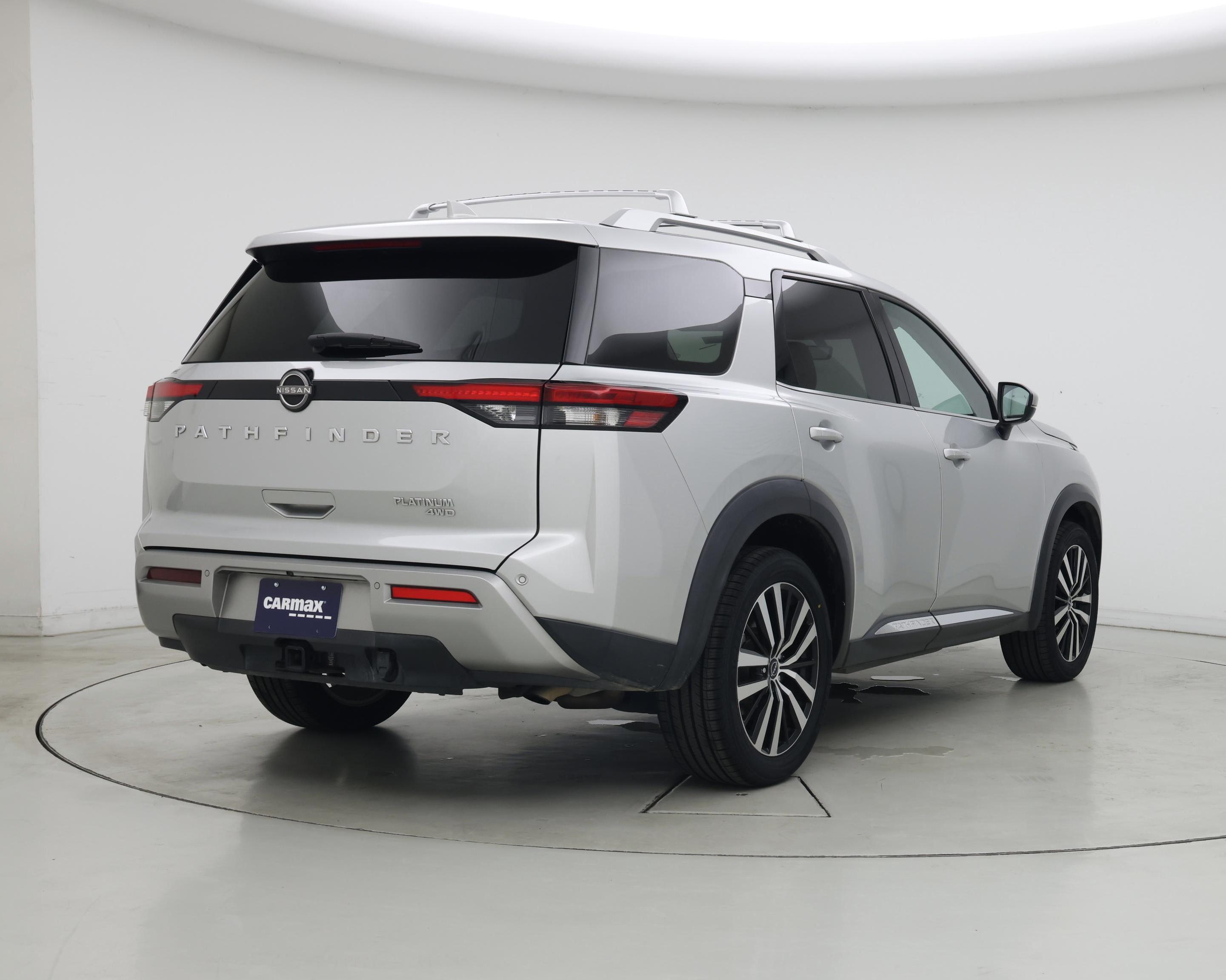 Thumbnail: 2023 Nissan Pathfinder - 8