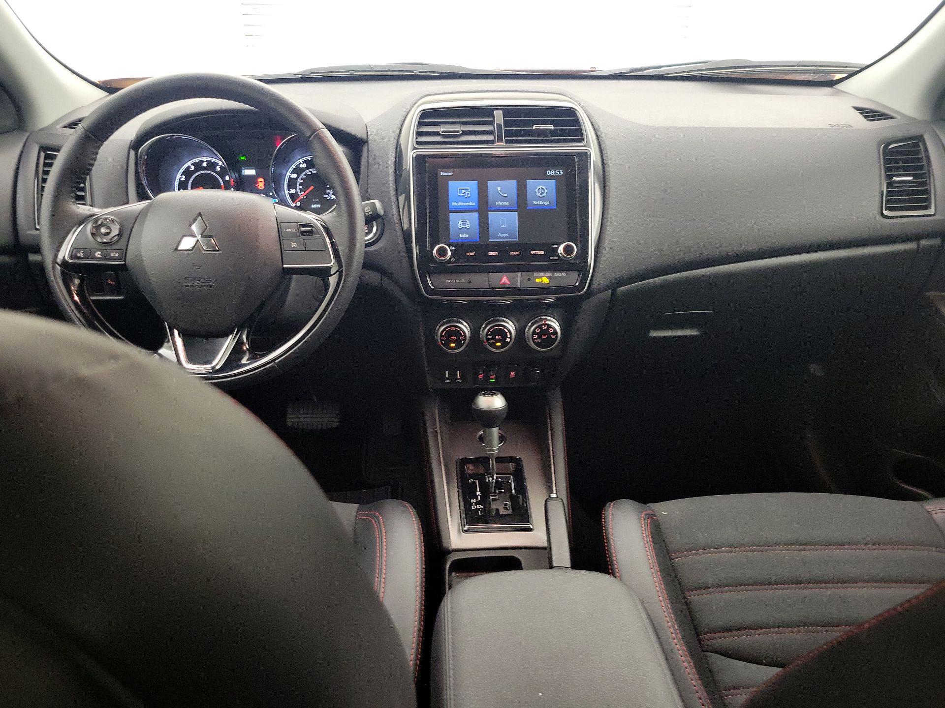 Thumbnail: 2025 Mitsubishi Outlander Sport - 9