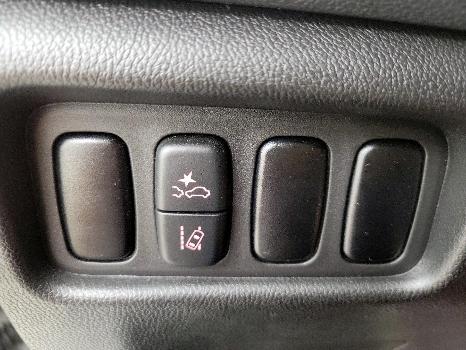 Thumbnail: 2024 Mitsubishi Outlander Sport - 13