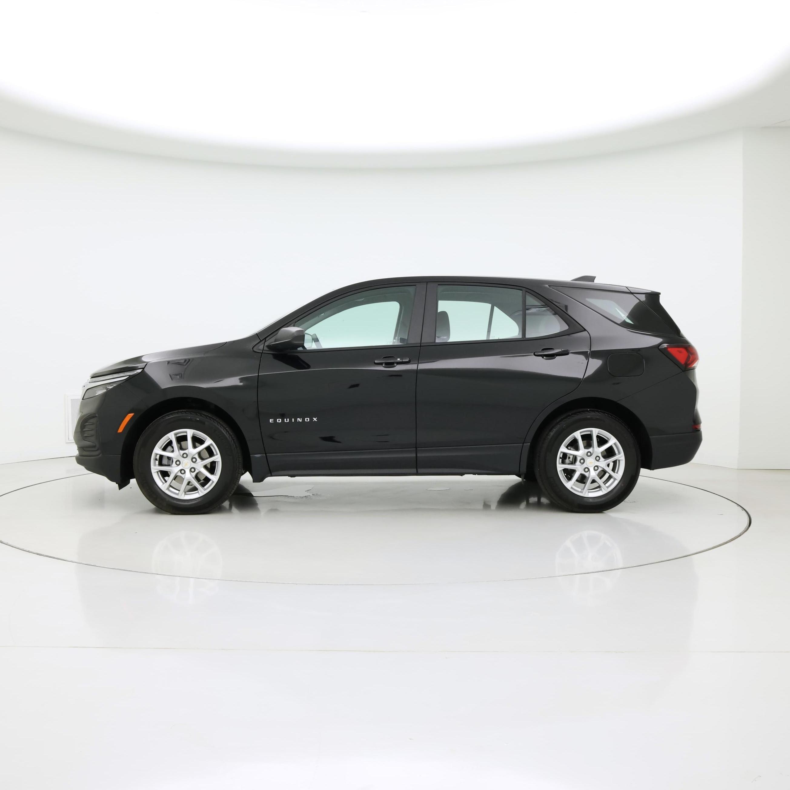 Thumbnail: 2024 Chevrolet Equinox - 3