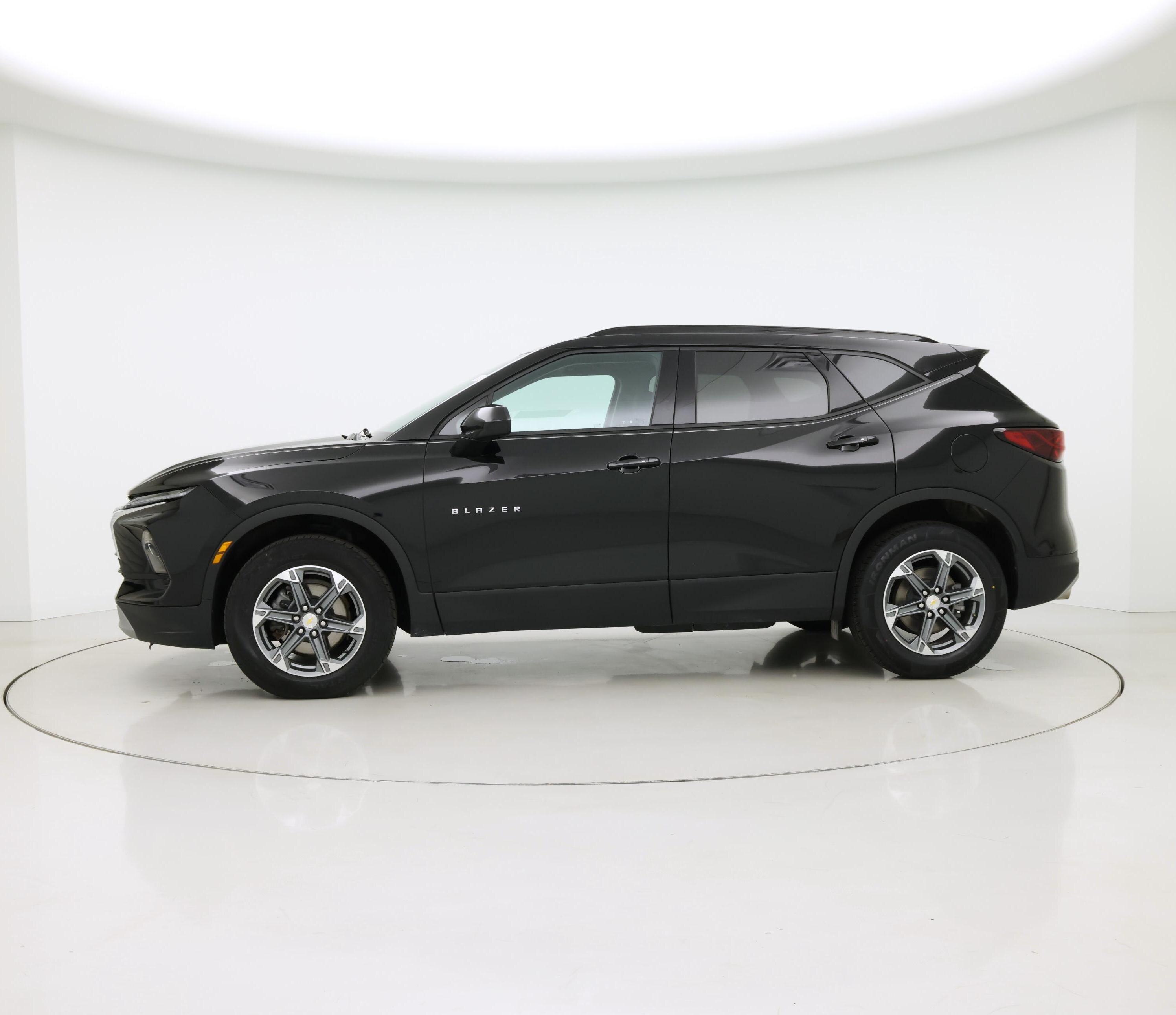 Thumbnail: 2024 Chevrolet Blazer - 3