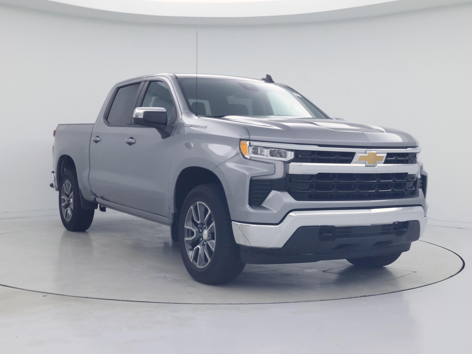 2024 Chevrolet Silverado 1500 LT - Photo 2
